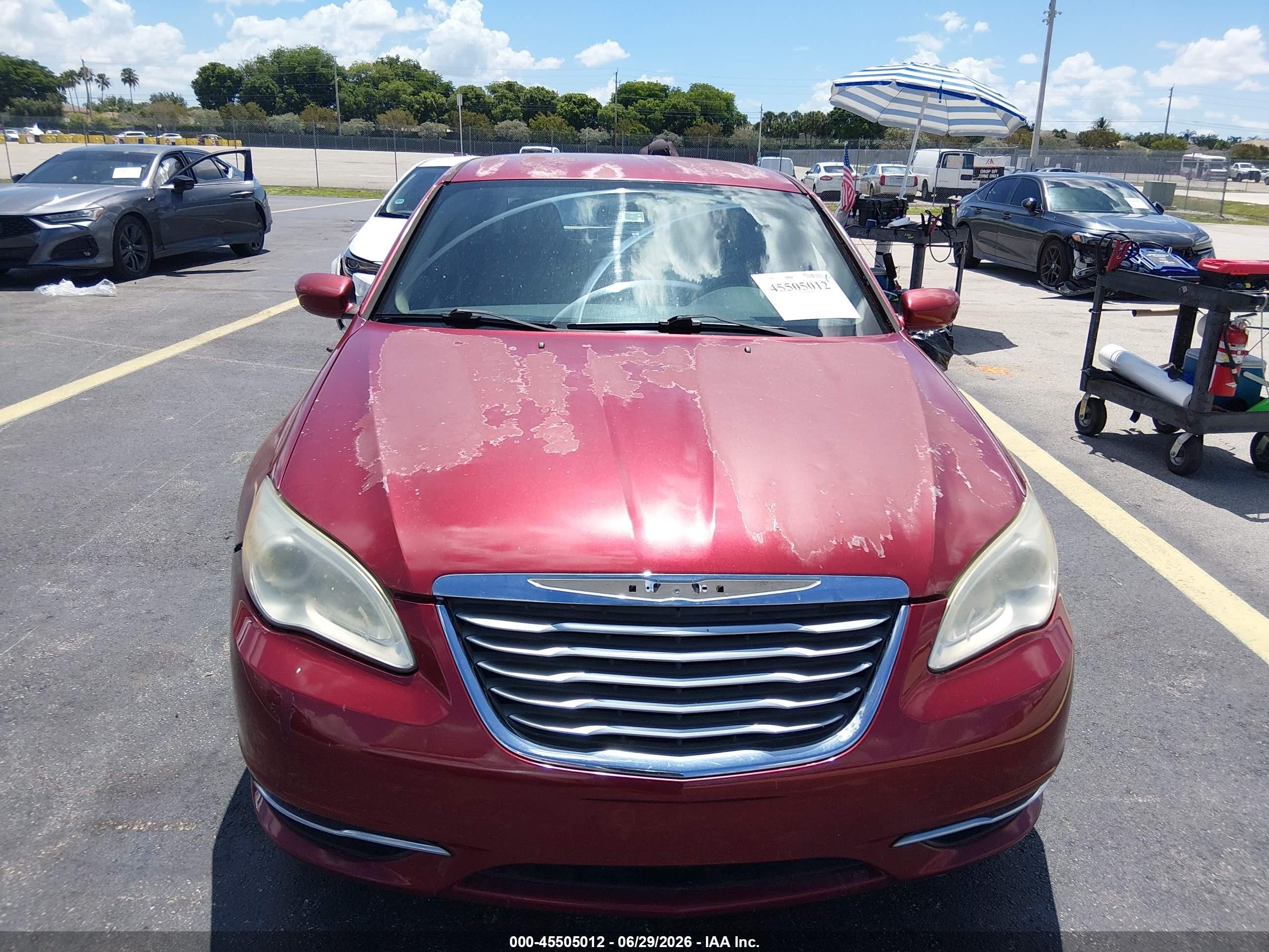 2014 Chrysler 200 Lx Red vin: 1C3CCBAB6EN206289