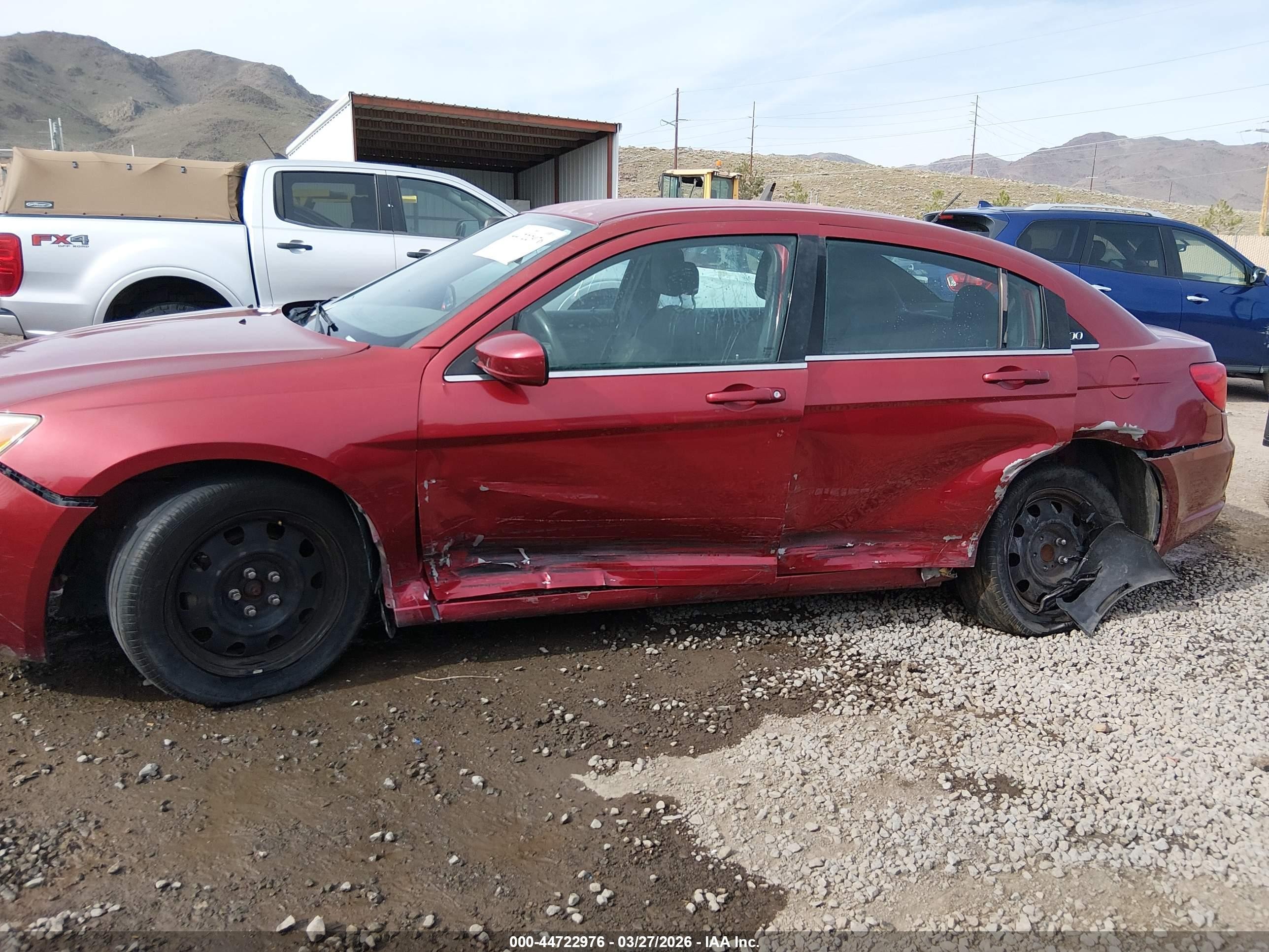 2014 Chrysler 200 Lx Burgundy vin: 1C3CCBAB6EN230933