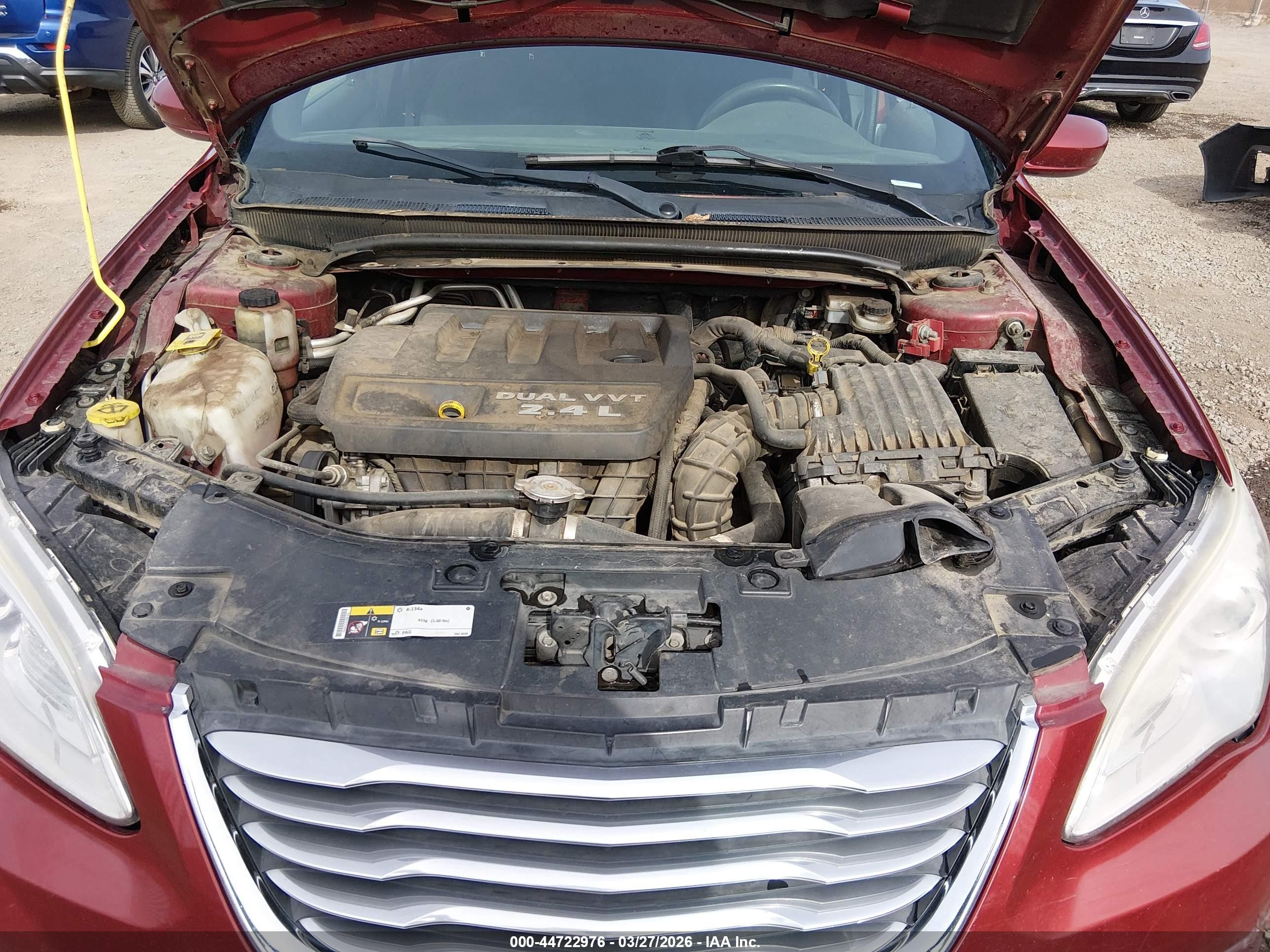 2014 Chrysler 200 Lx Burgundy vin: 1C3CCBAB6EN230933