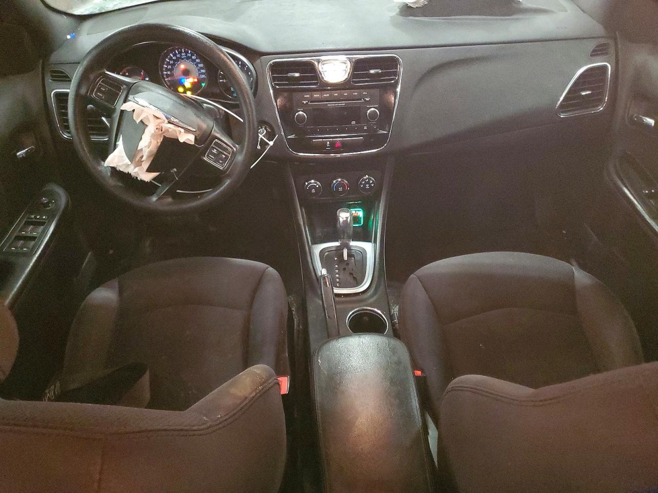 2014 Chrysler 200 Lx Red vin: 1C3CCBAB6EN231211