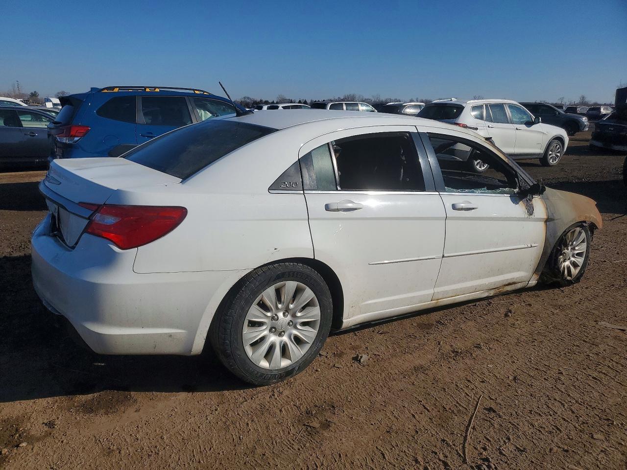 2012 Chrysler 200 Lx White vin: 1C3CCBAB7CN225821