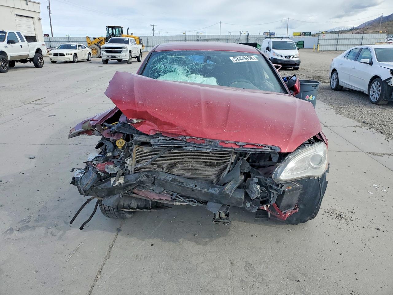 2013 Chrysler 200 Lx Red vin: 1C3CCBAB7DN646598