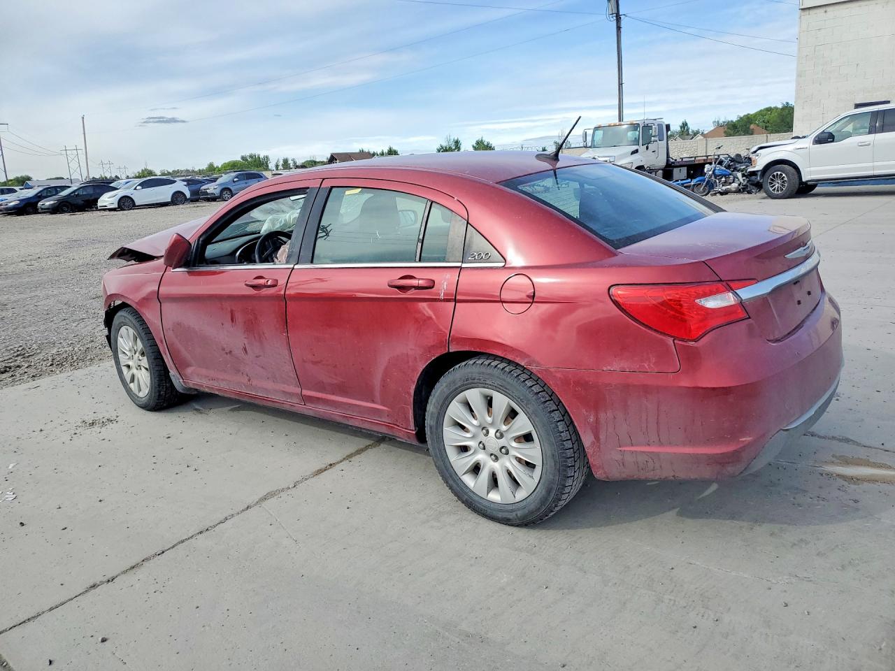 2013 Chrysler 200 Lx Red vin: 1C3CCBAB7DN646598