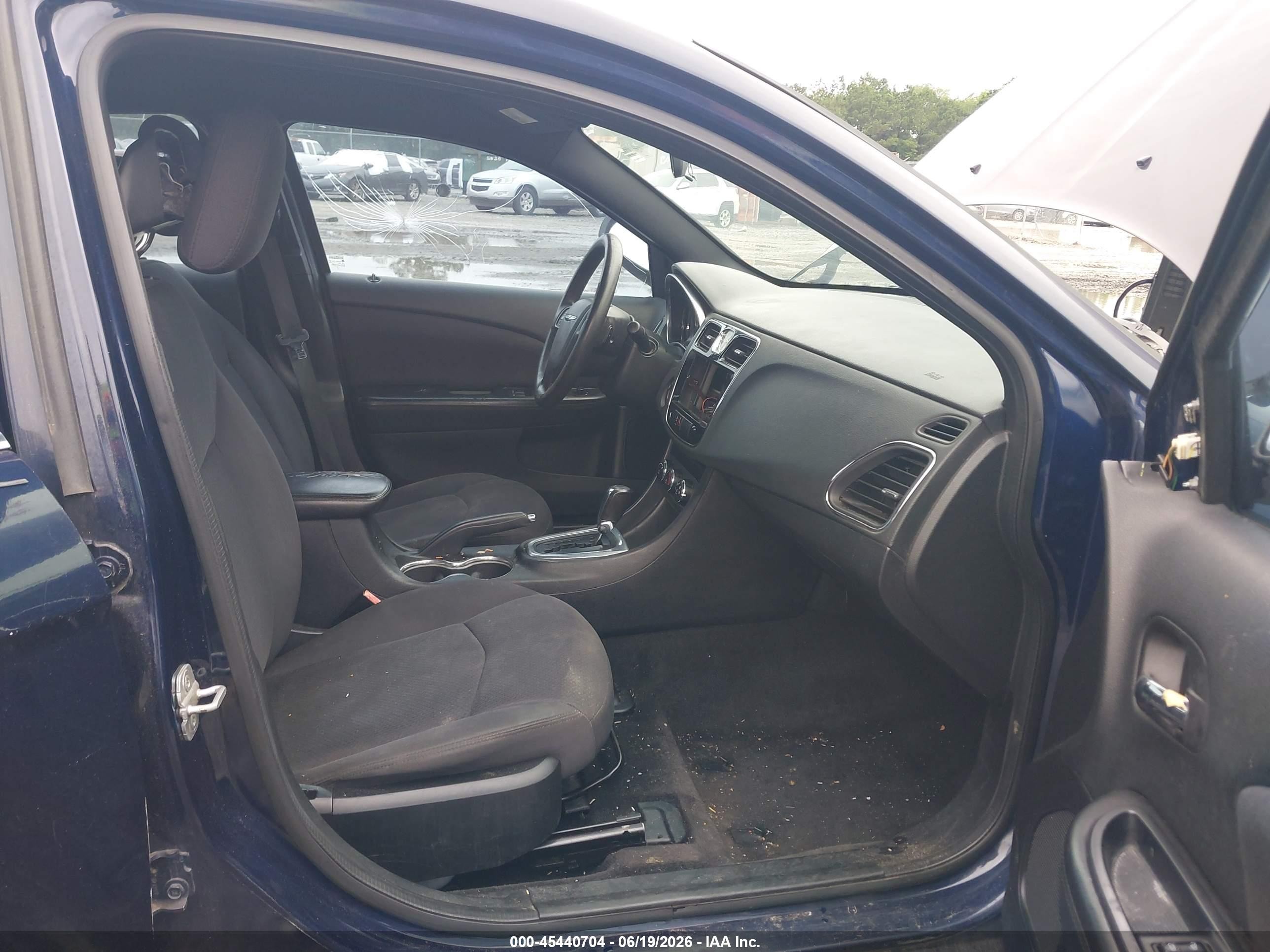 2013 Chrysler 200 Lx Dark Blue vin: 1C3CCBAB7DN691685