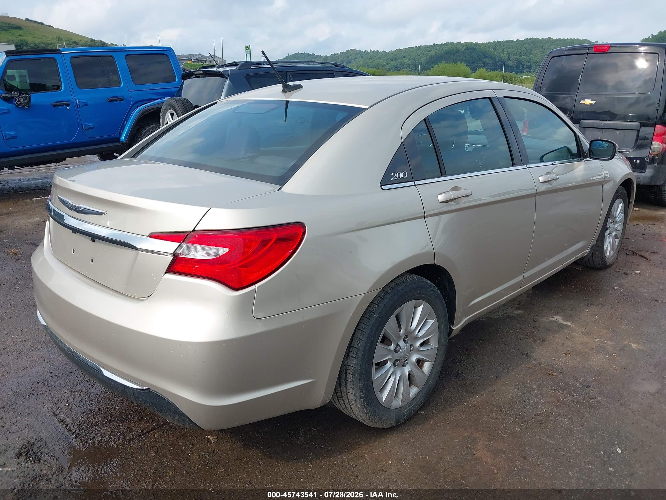 2014 Chrysler 200 Lx Beige vin: 1C3CCBAB7EN123633