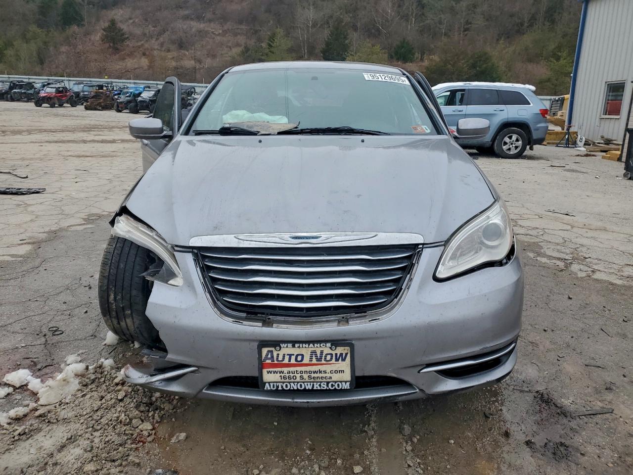 2014 Chrysler 200 Lx Silver vin: 1C3CCBAB7EN212781