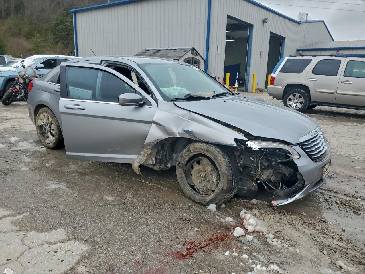 2014 Chrysler 200 Lx Silver vin: 1C3CCBAB7EN212781