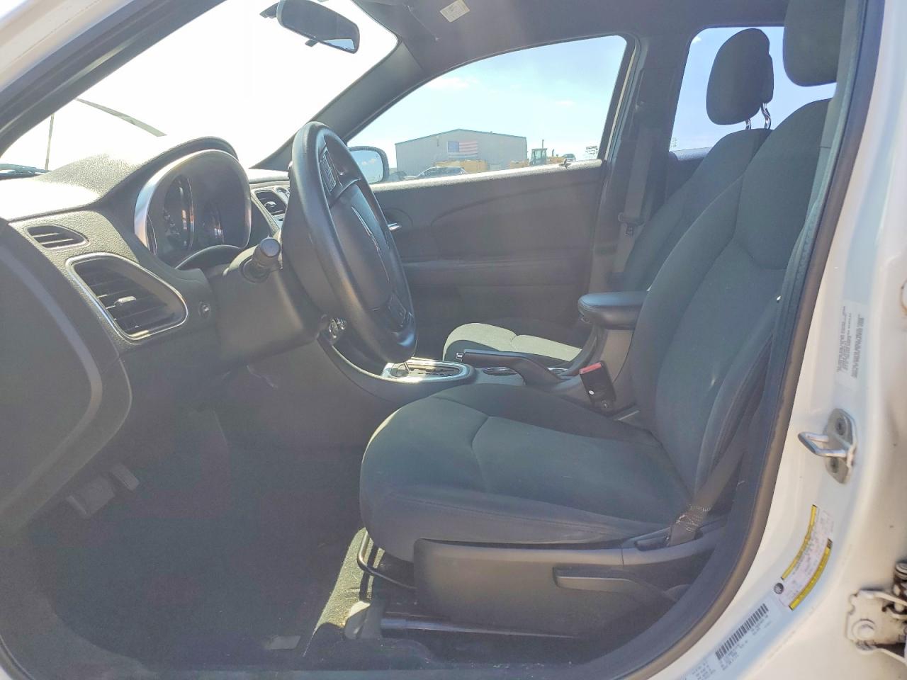 2012 Chrysler 200 Lx White vin: 1C3CCBAB8CN124707