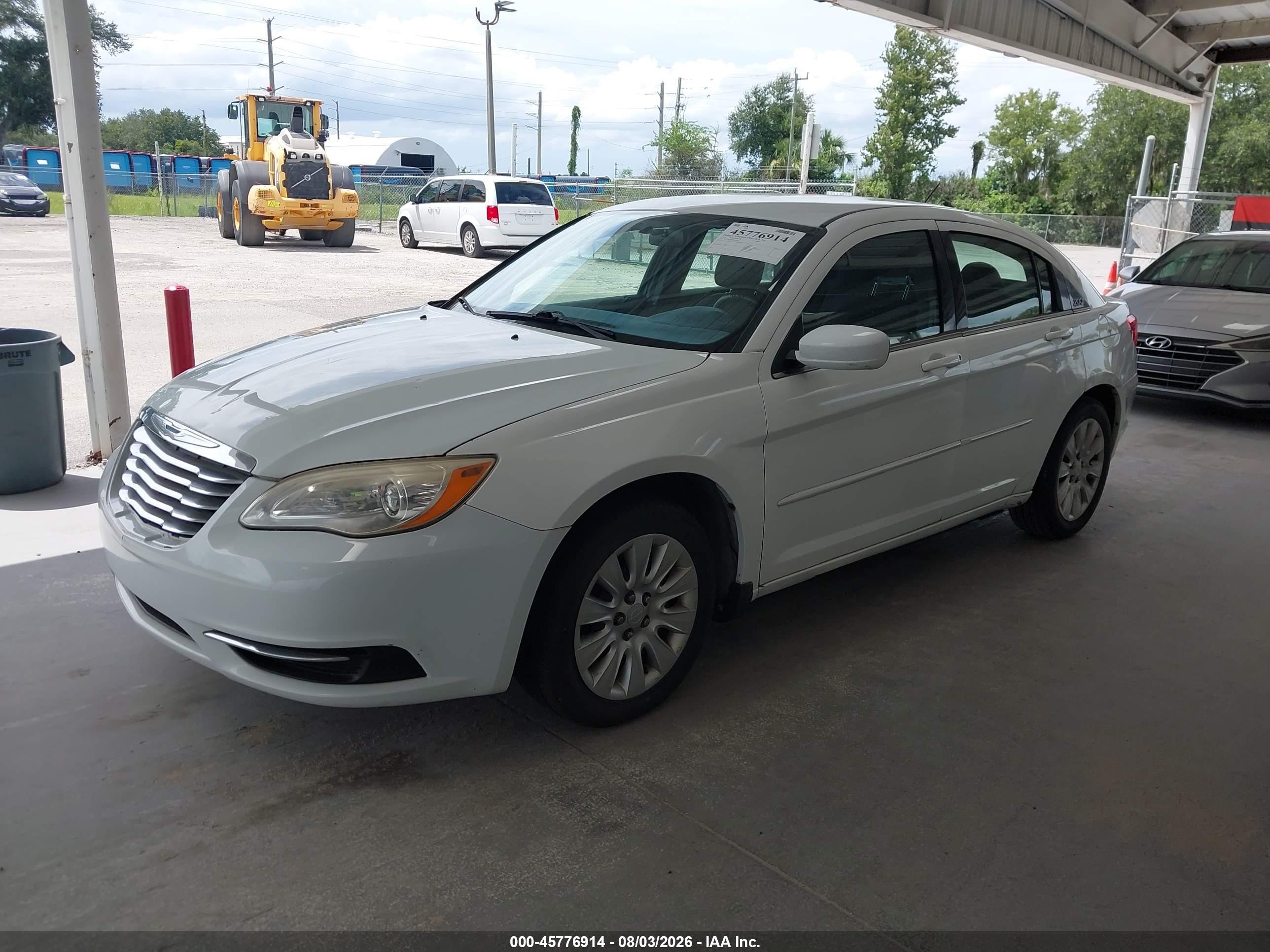 2012 Chrysler 200 Lx Белый vin: 1C3CCBAB8CN248301