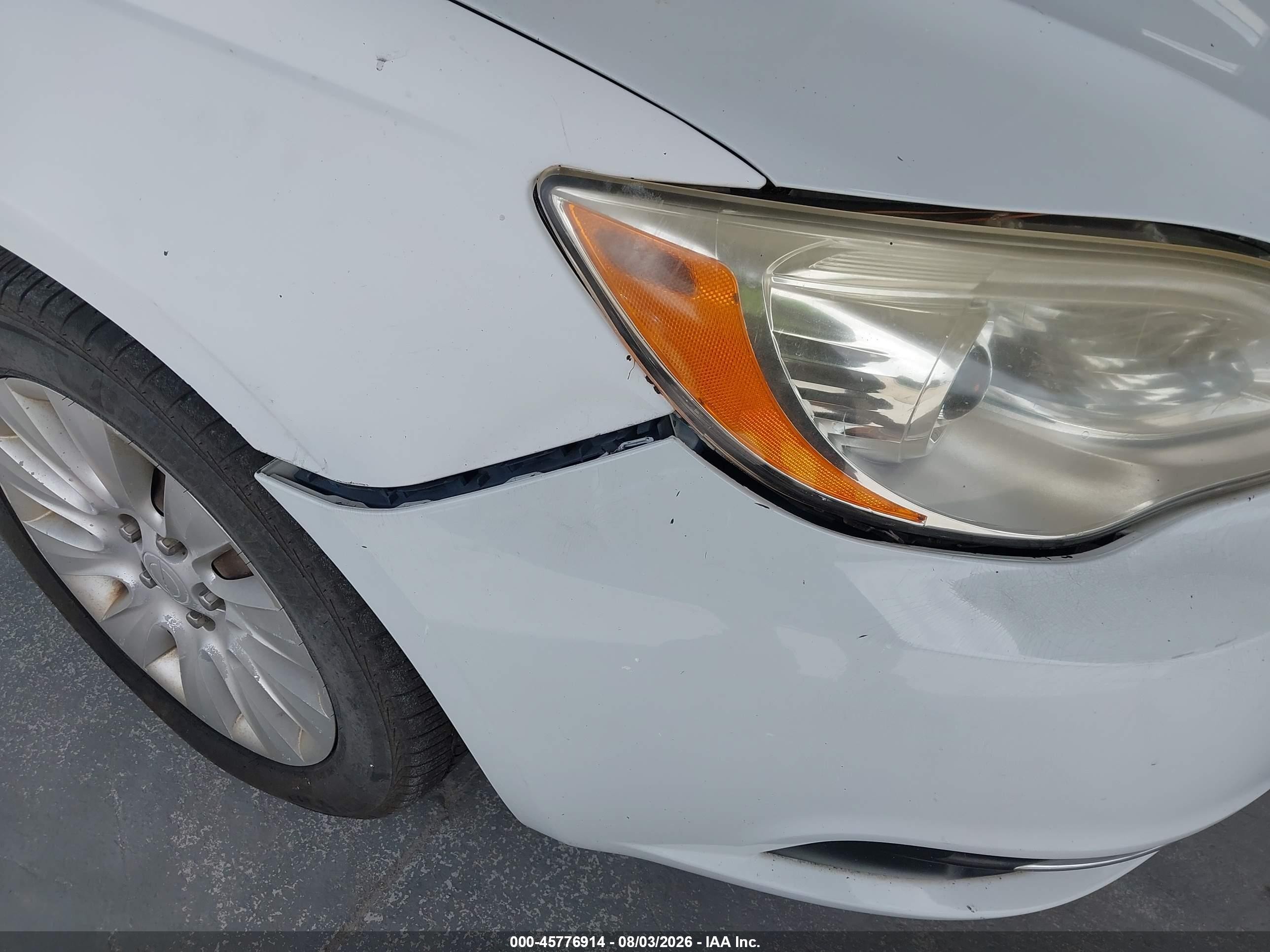 2012 Chrysler 200 Lx Белый vin: 1C3CCBAB8CN248301