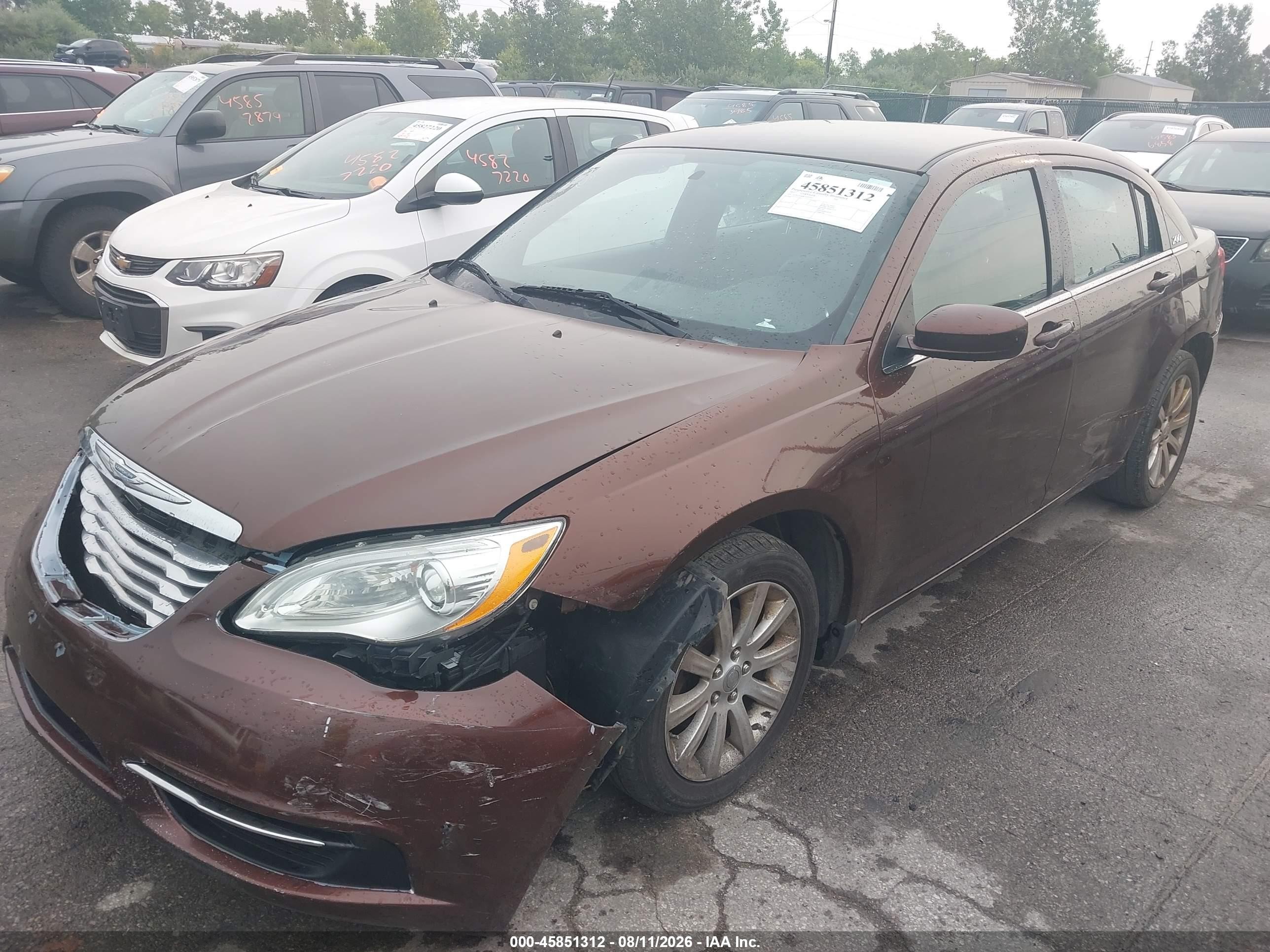 2012 Chrysler 200 Lx Коричневый vin: 1C3CCBAB8CN292203