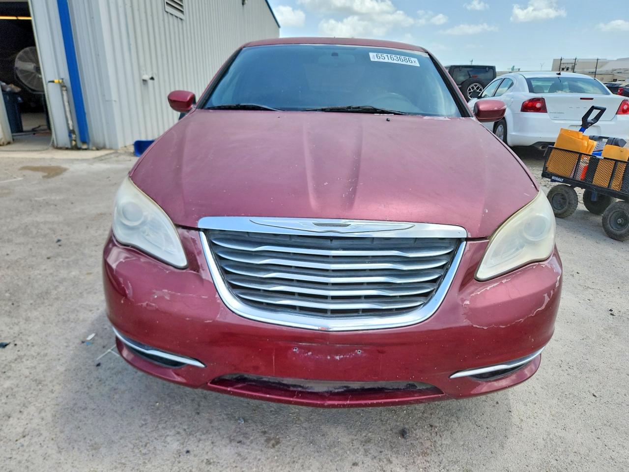 2013 Chrysler 200 Lx Темно-бордовый vin: 1C3CCBAB8DN669422