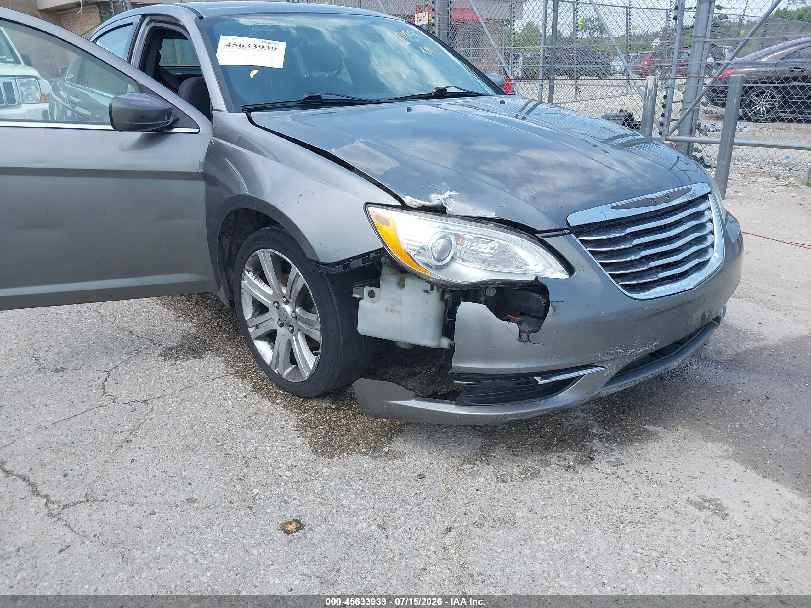 2013 Chrysler 200 Lx Gray vin: 1C3CCBAB8DN671350