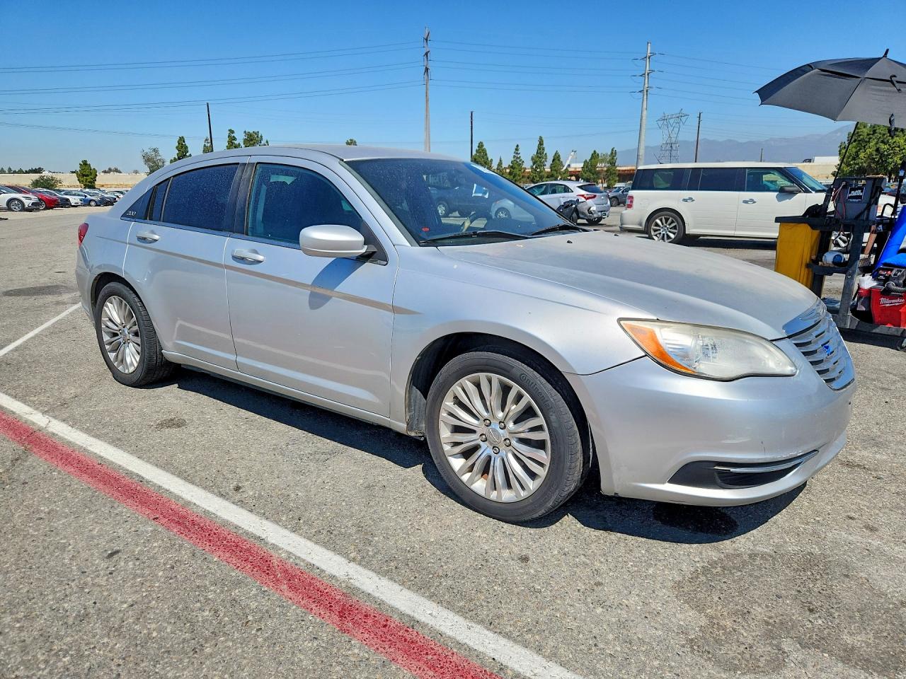 2012 Chrysler 200 Lx Silver vin: 1C3CCBAB9CN100318