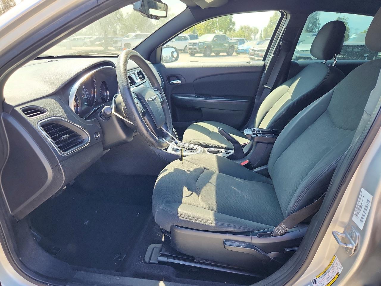 2012 Chrysler 200 Lx Silver vin: 1C3CCBAB9CN100318