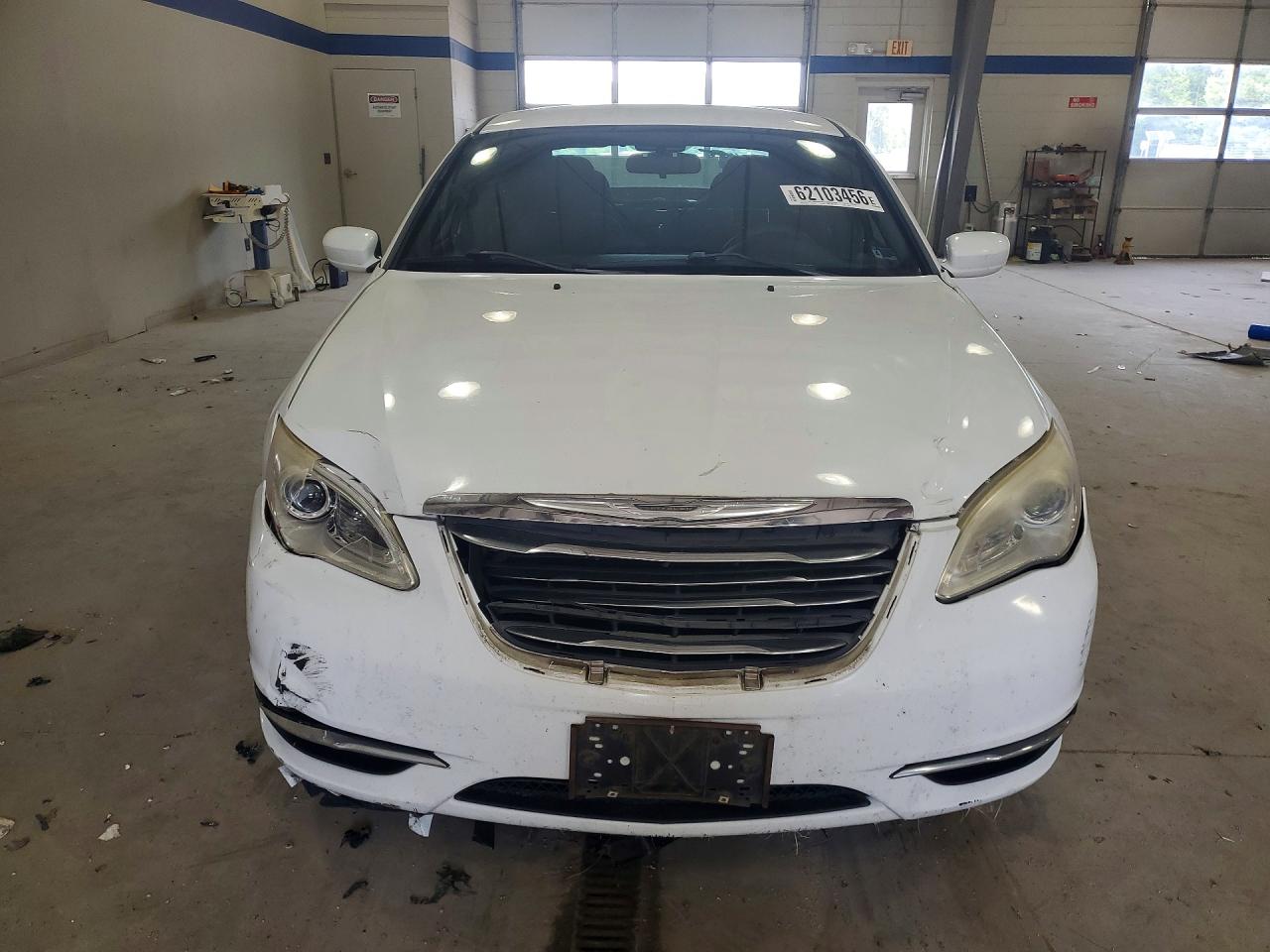 2012 Chrysler 200 Lx White vin: 1C3CCBAB9CN145632