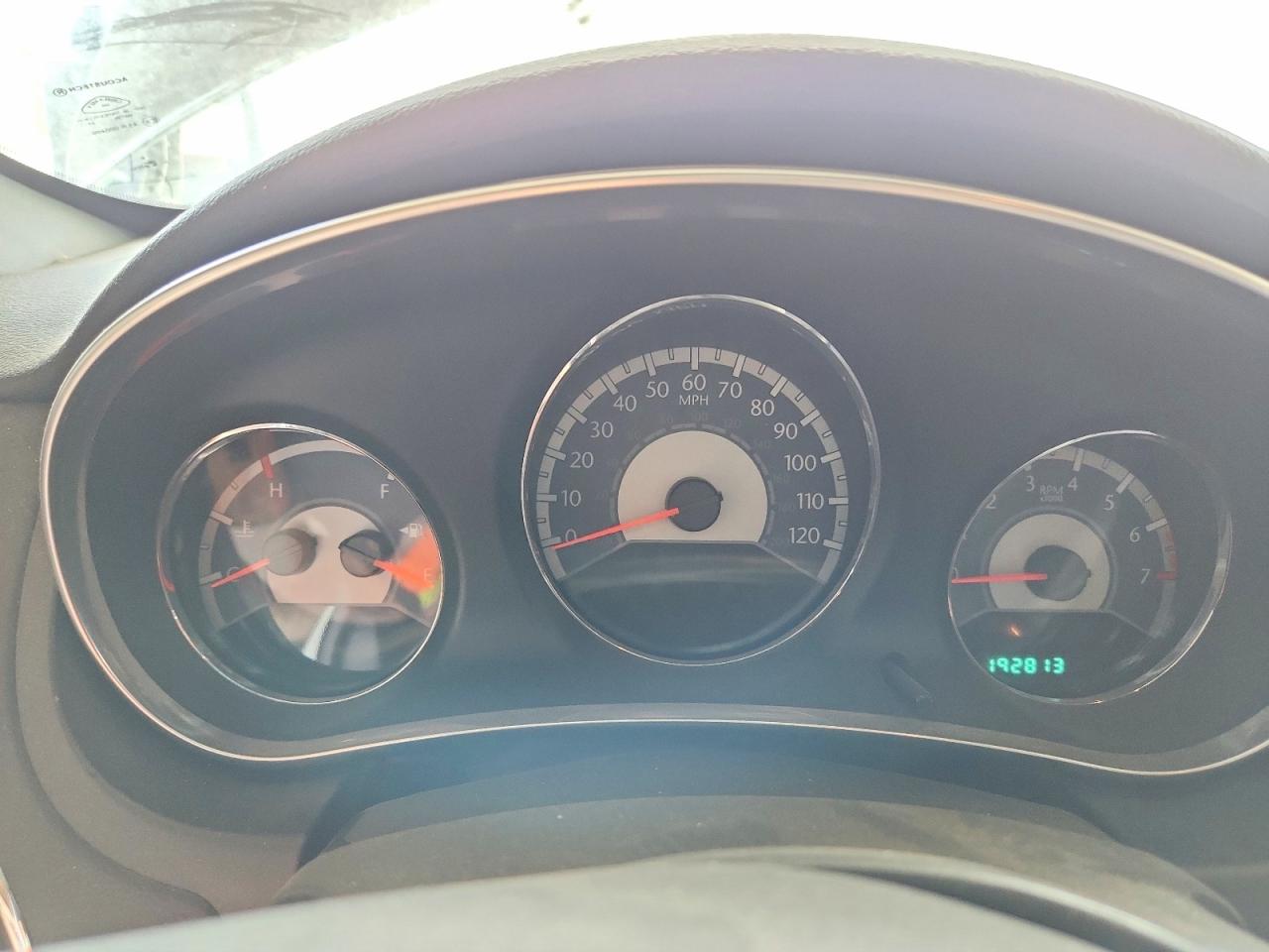 2012 Chrysler 200 Lx White vin: 1C3CCBAB9CN256715