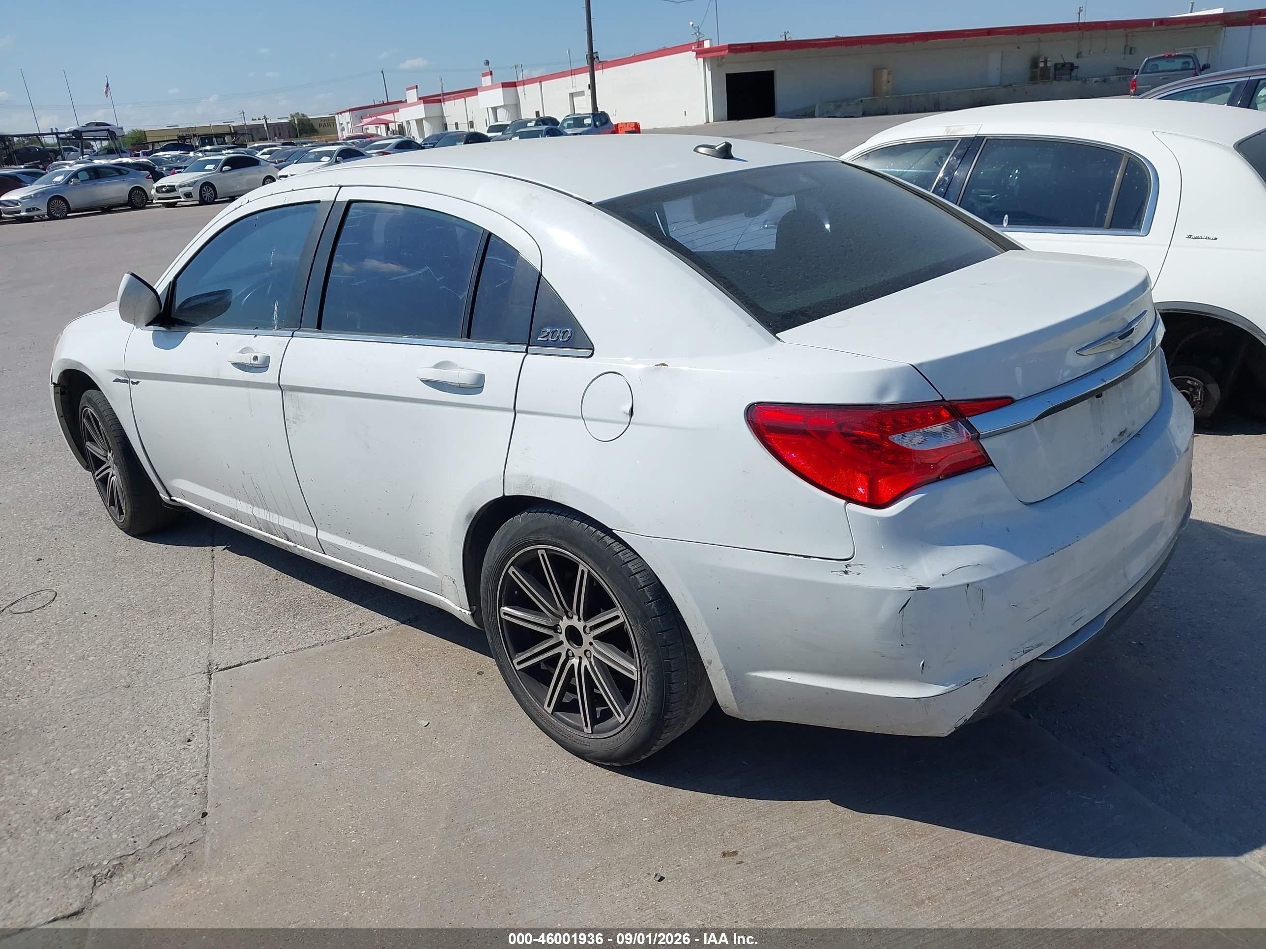 2013 Chrysler 200 Lx White vin: 1C3CCBAB9DN669462