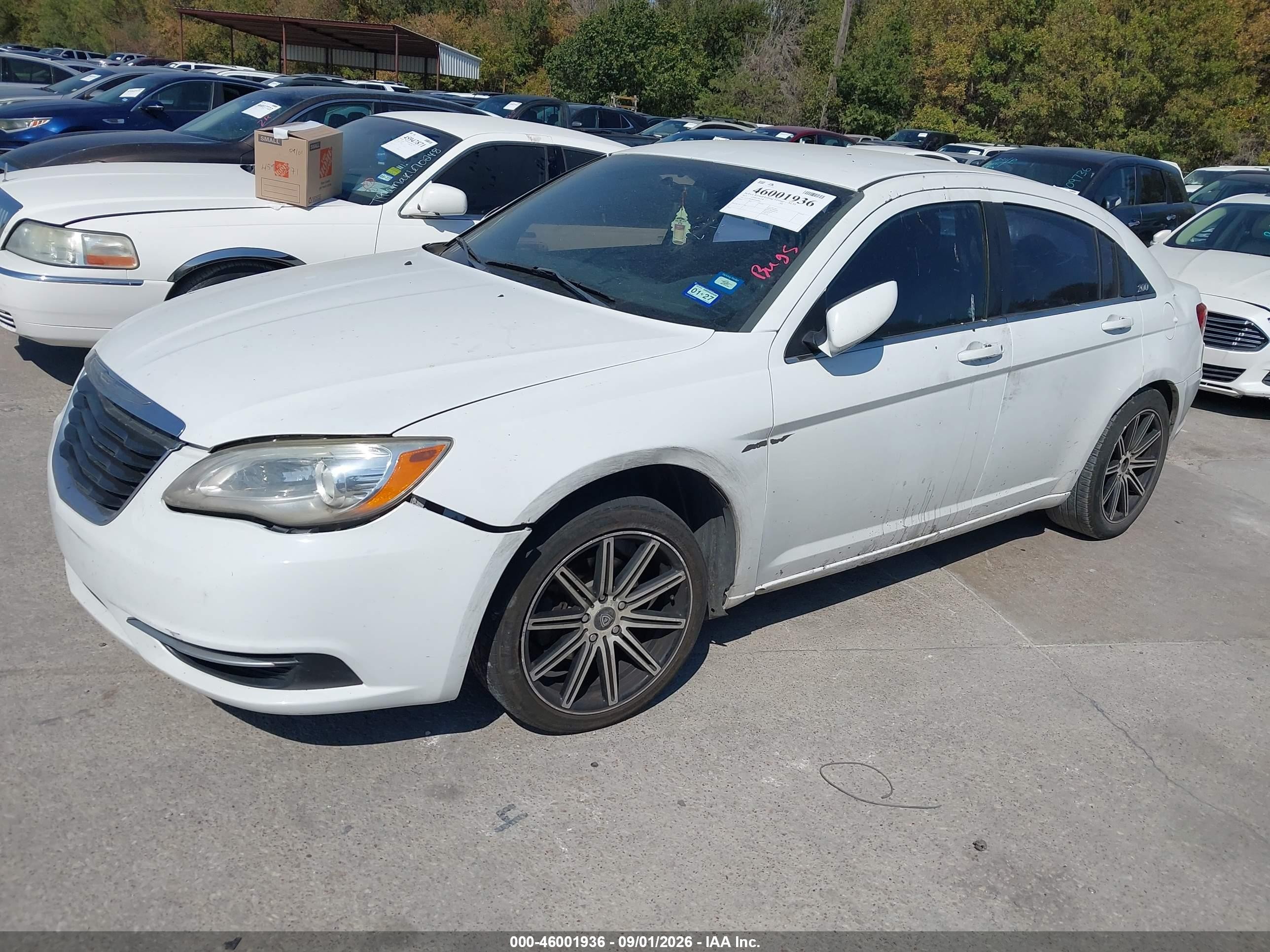 2013 Chrysler 200 Lx White vin: 1C3CCBAB9DN669462
