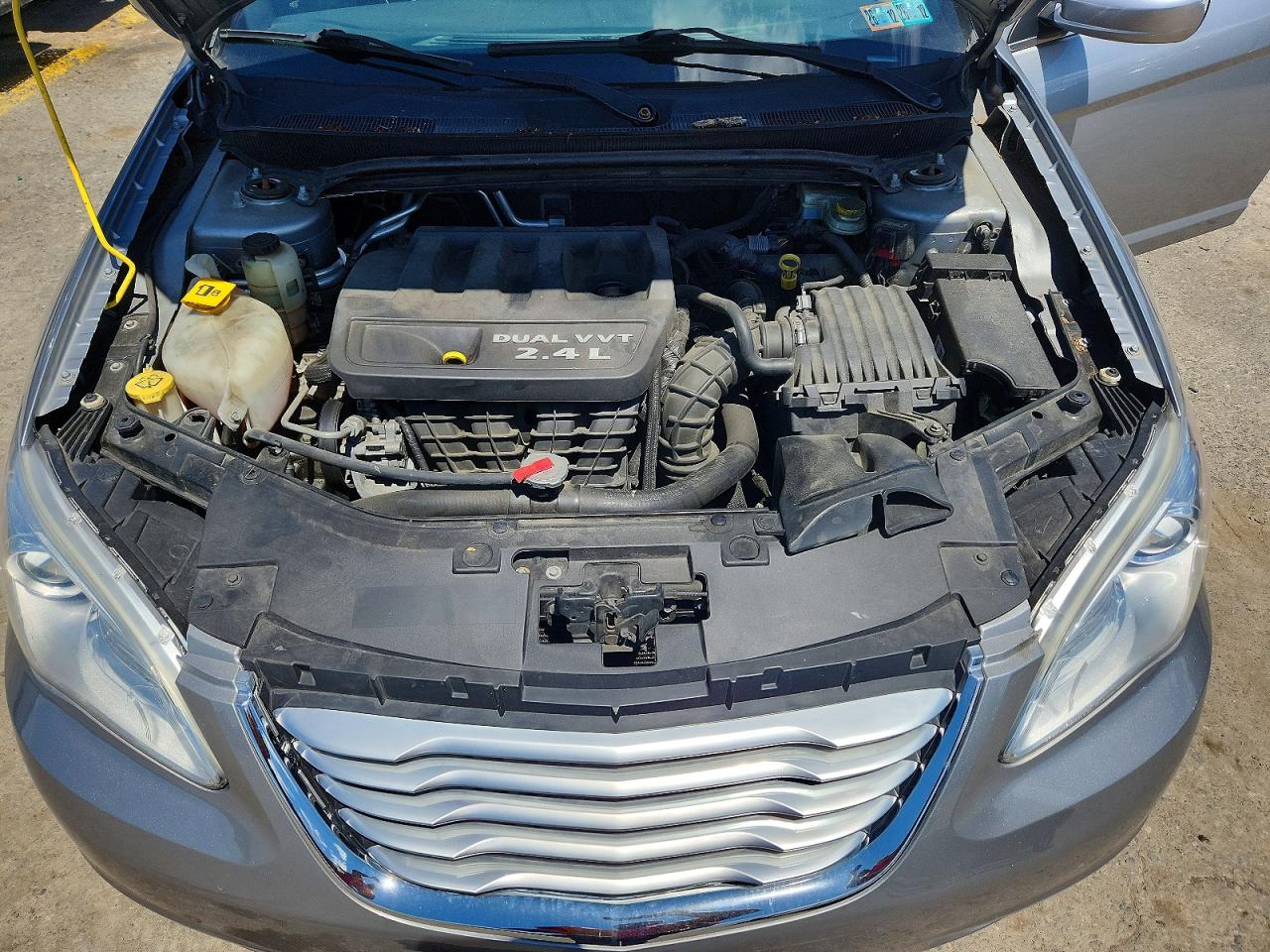2014 Chrysler 200 Lx Silver vin: 1C3CCBAB9EN208750