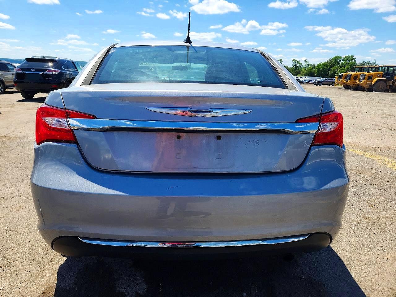 2014 Chrysler 200 Lx Silver vin: 1C3CCBAB9EN208750