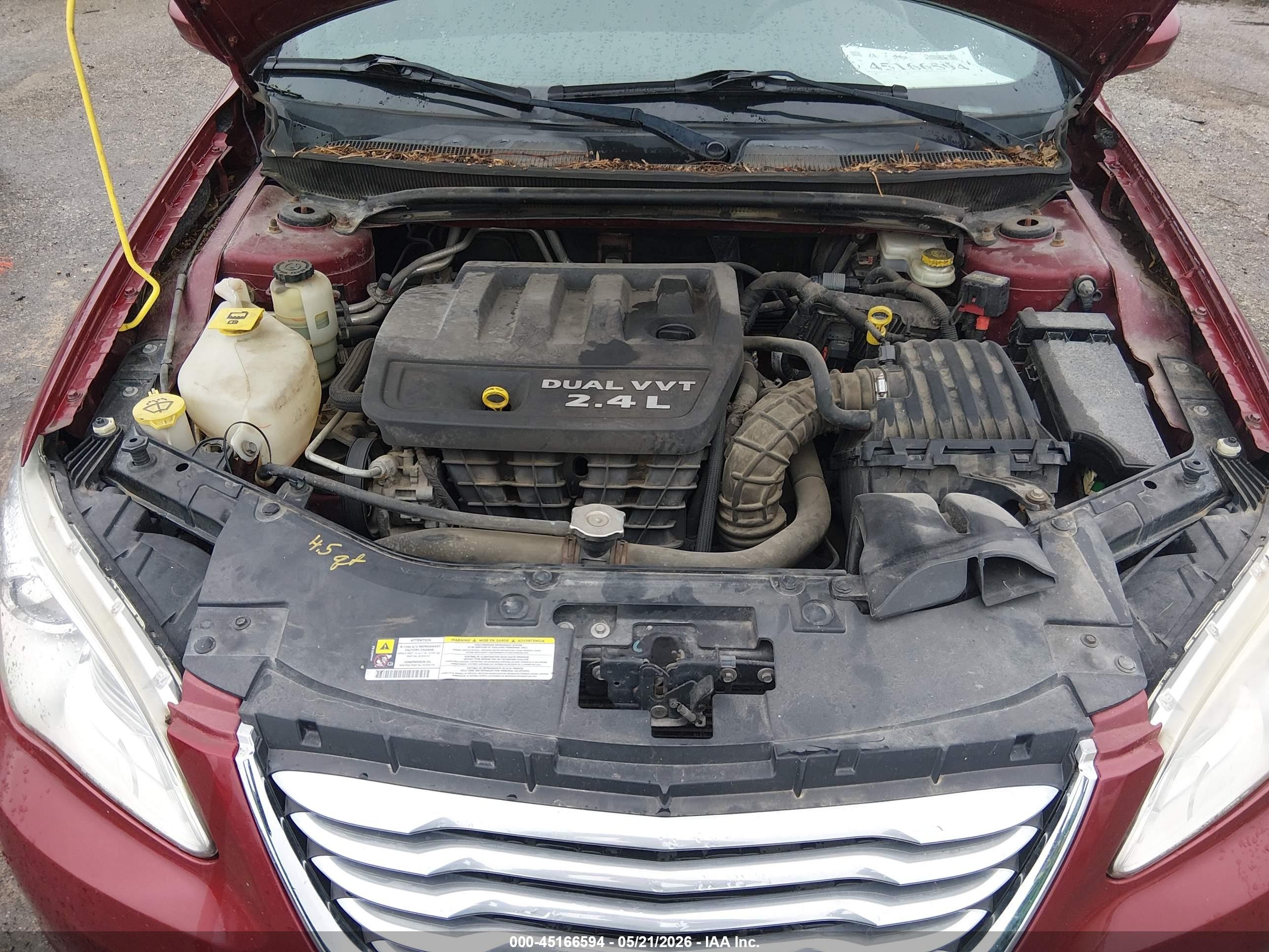 2012 Chrysler 200 Lx Red vin: 1C3CCBABXCN170362