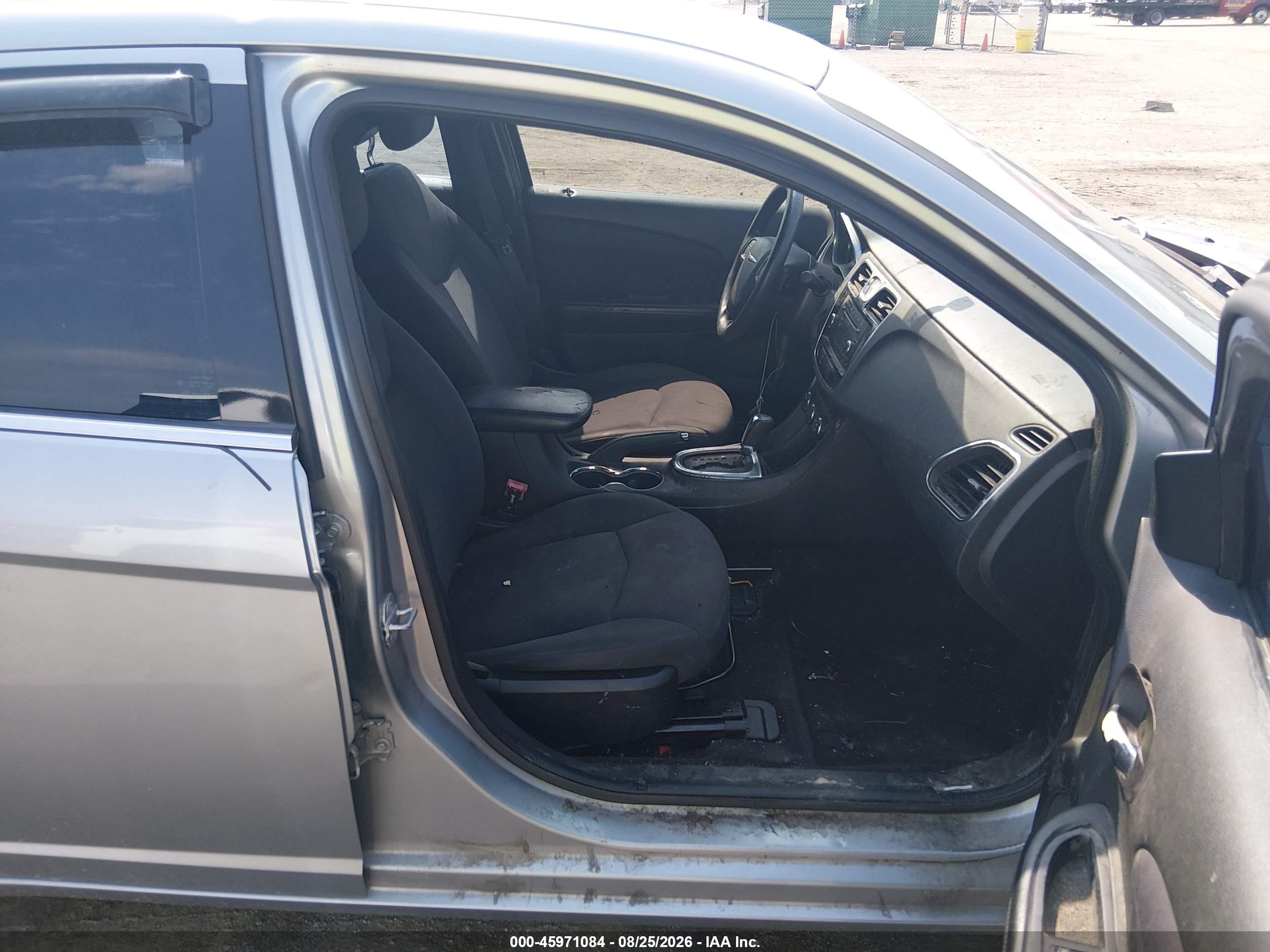 2013 Chrysler 200 Lx Gray vin: 1C3CCBABXDN734058