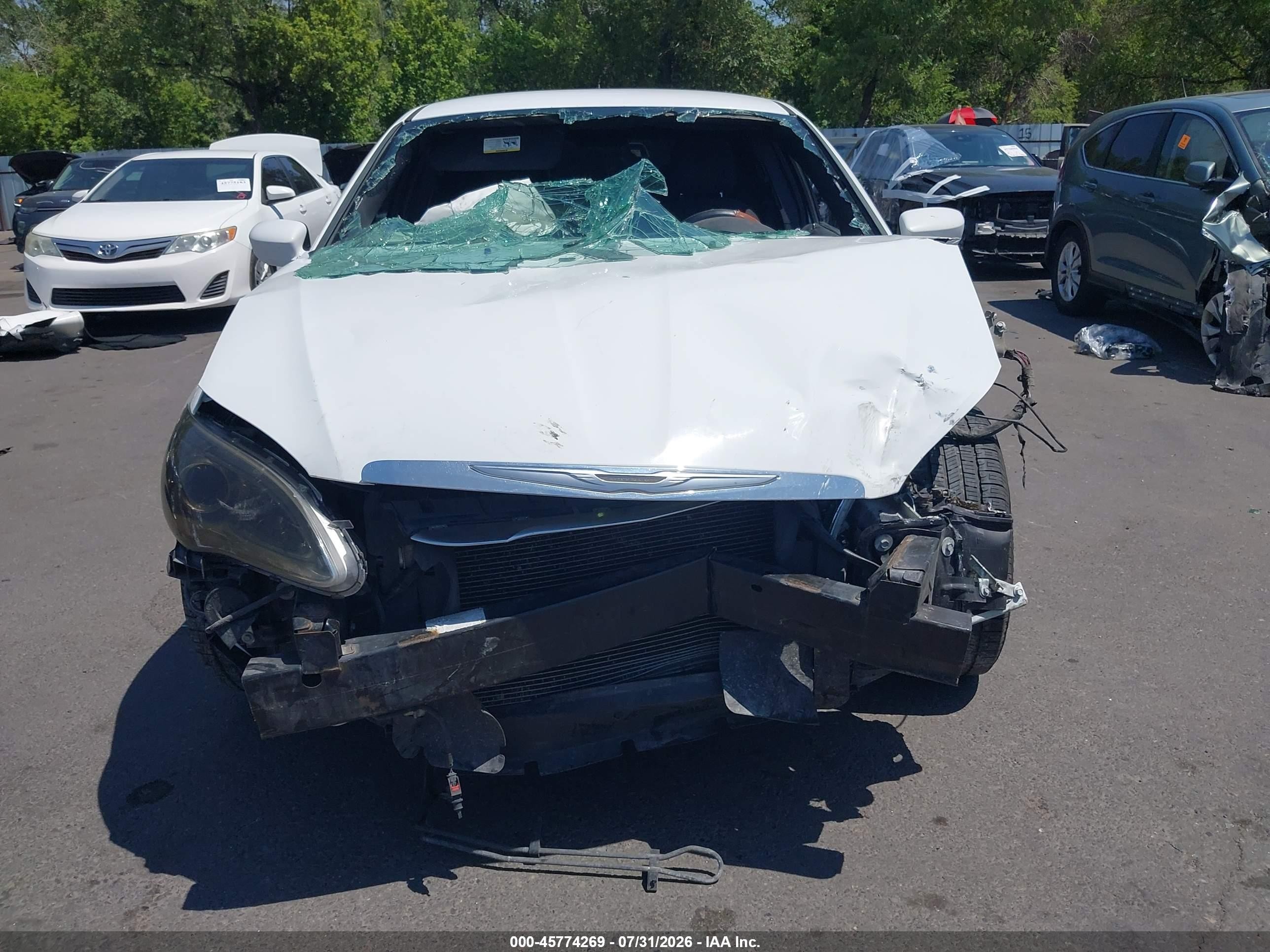 2013 Chrysler 200 Lx White vin: 1C3CCBABXDN735436