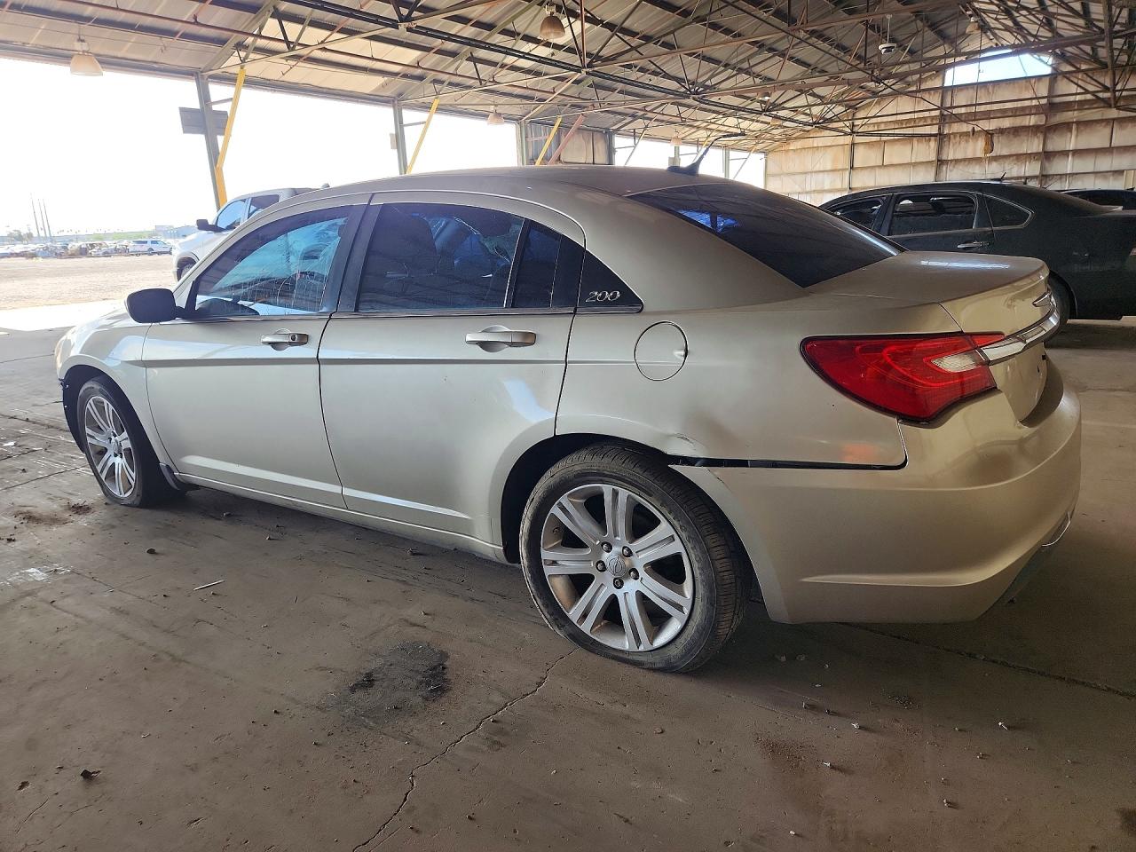 2013 Chrysler 200 Lx Tan vin: 1C3CCBABXDN735999