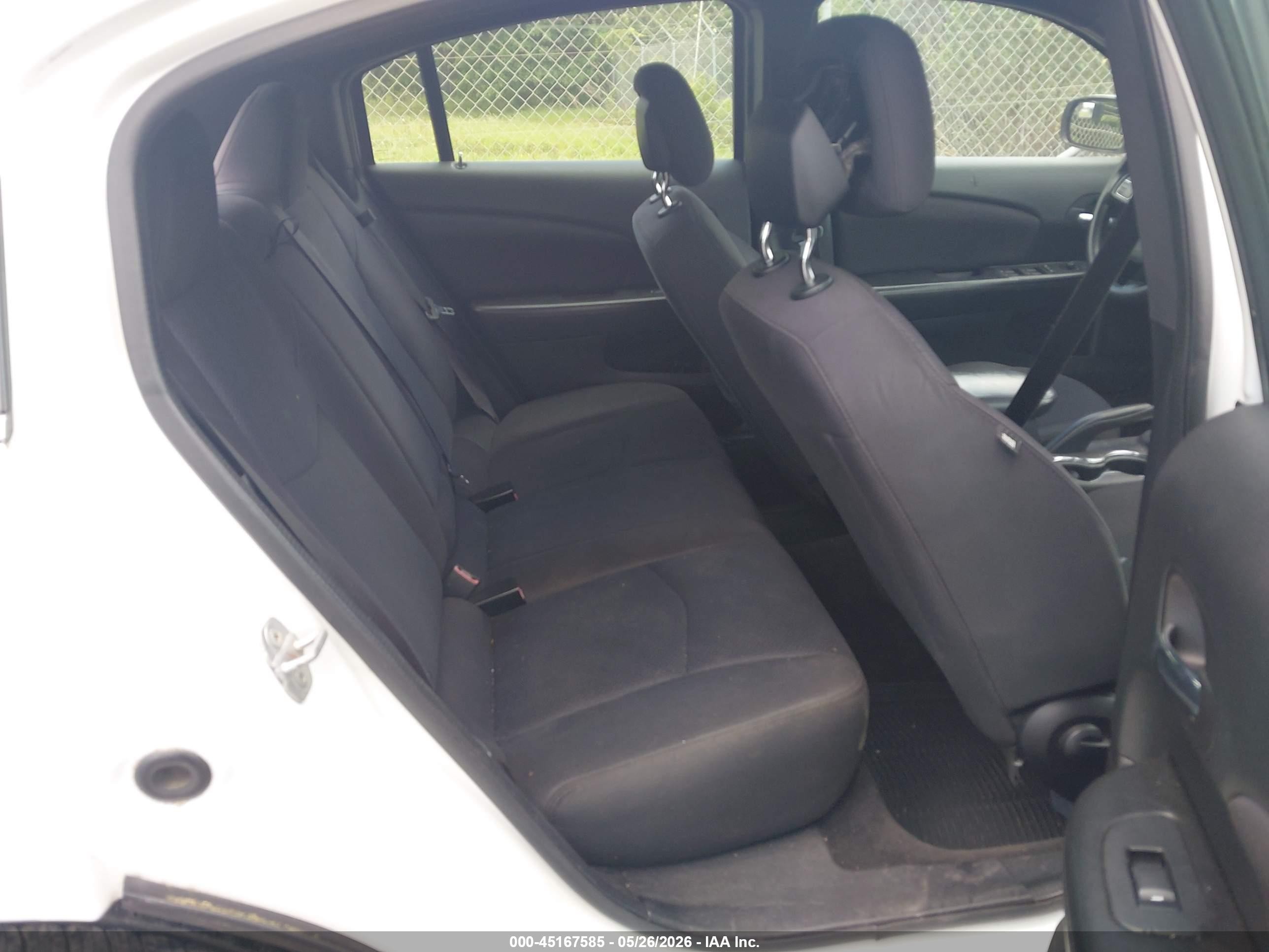2013 Chrysler 200 Lx Белый vin: 1C3CCBABXDN761132