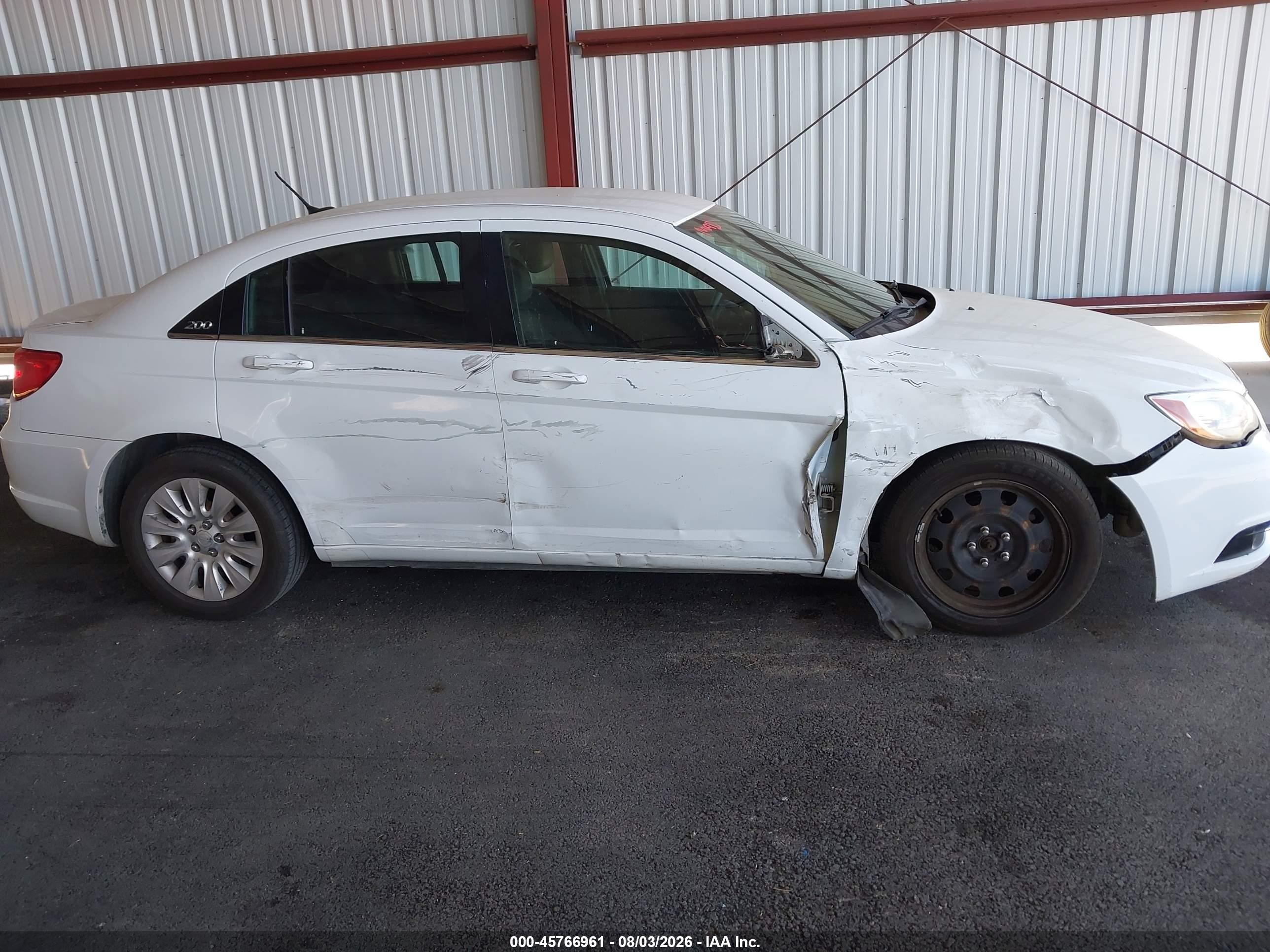2014 Chrysler 200 Lx White vin: 1C3CCBABXEN122878