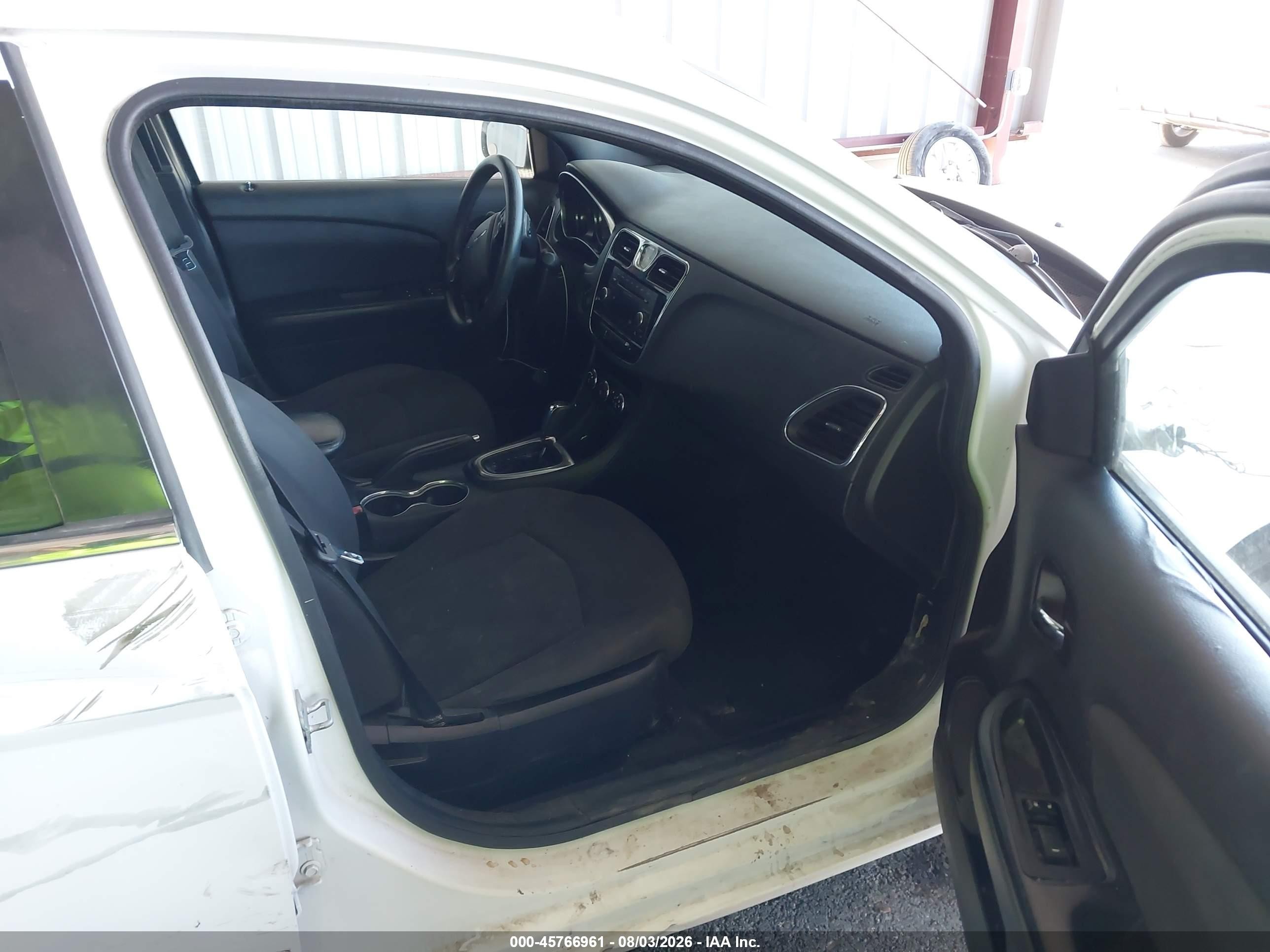 2014 Chrysler 200 Lx White vin: 1C3CCBABXEN122878