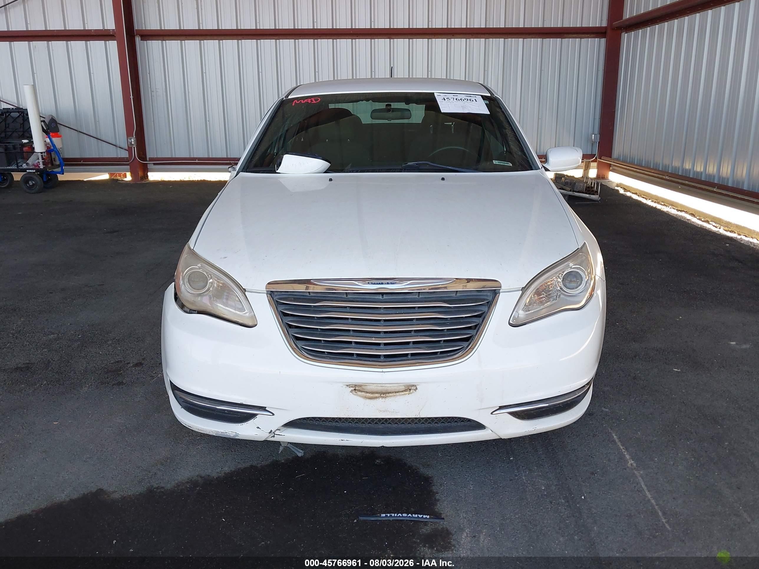 2014 Chrysler 200 Lx White vin: 1C3CCBABXEN122878