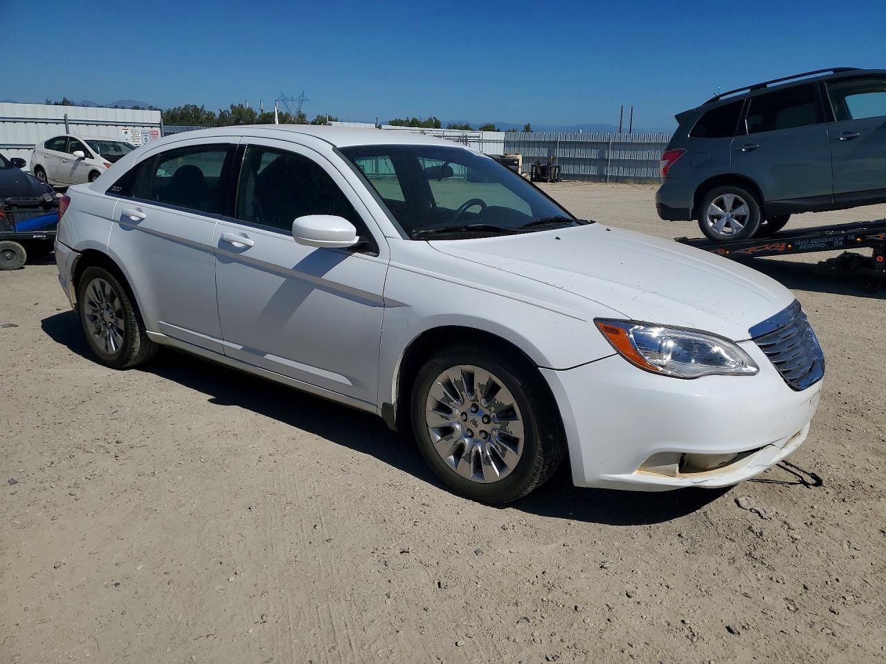 2014 Chrysler 200 Lx Белый vin: 1C3CCBABXEN141219