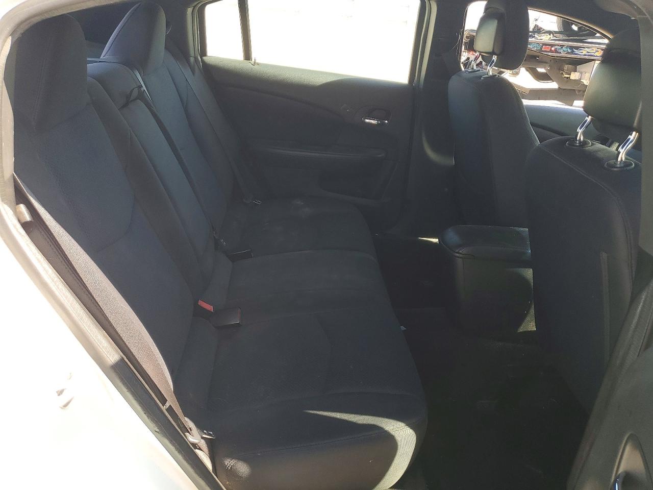 2014 Chrysler 200 Lx Белый vin: 1C3CCBABXEN141219