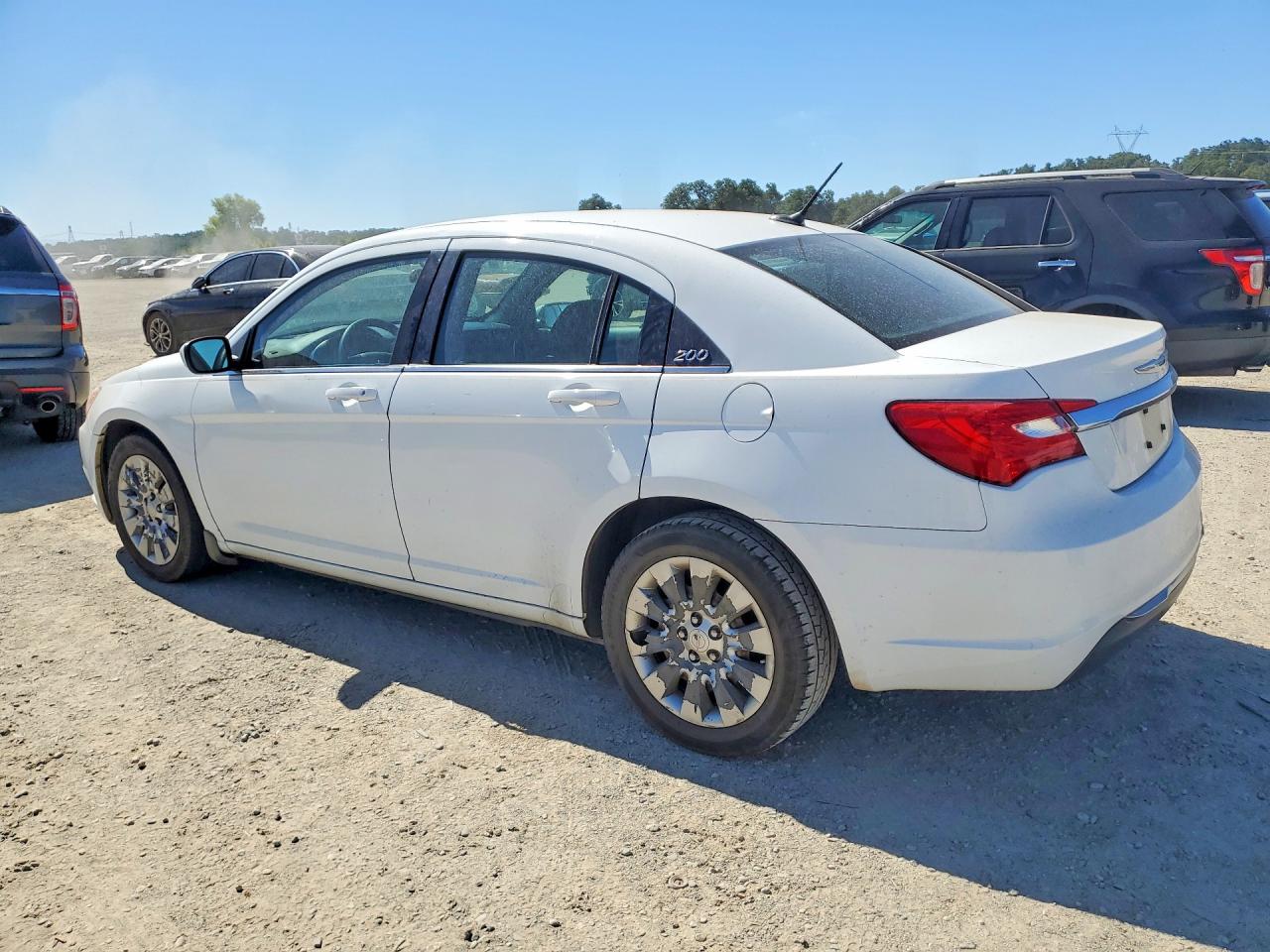 2014 Chrysler 200 Lx Белый vin: 1C3CCBABXEN141219