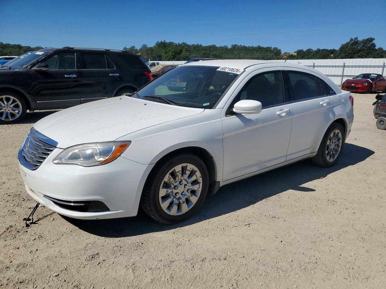 2014 Chrysler 200 Lx Белый vin: 1C3CCBABXEN141219