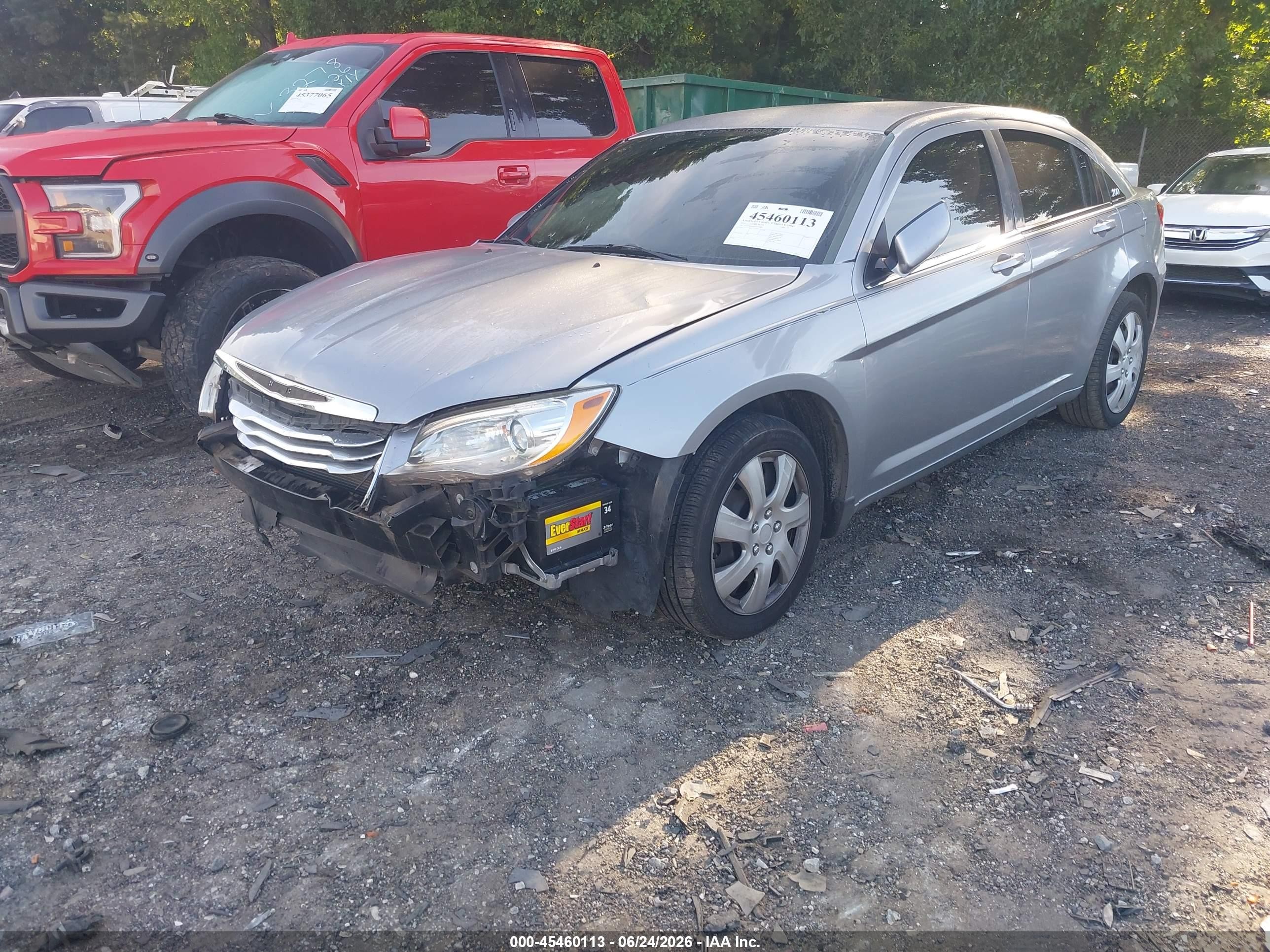 2014 Chrysler 200 Lx Серебряный vin: 1C3CCBABXEN210488