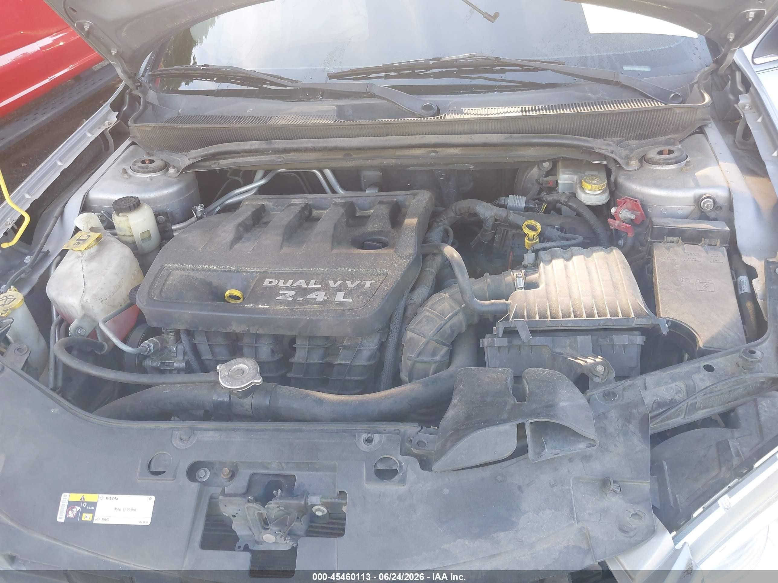 2014 Chrysler 200 Lx Серебряный vin: 1C3CCBABXEN210488