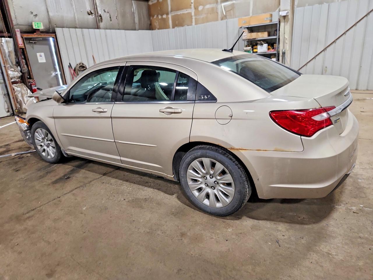 2013 Chrysler 200 Lx Tan vin: 1C3CCBAG1DN688647