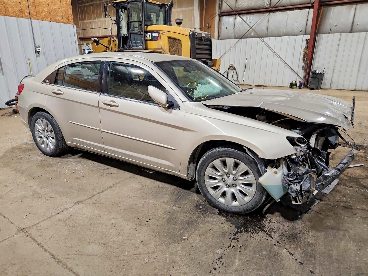2013 Chrysler 200 Lx Tan vin: 1C3CCBAG1DN688647
