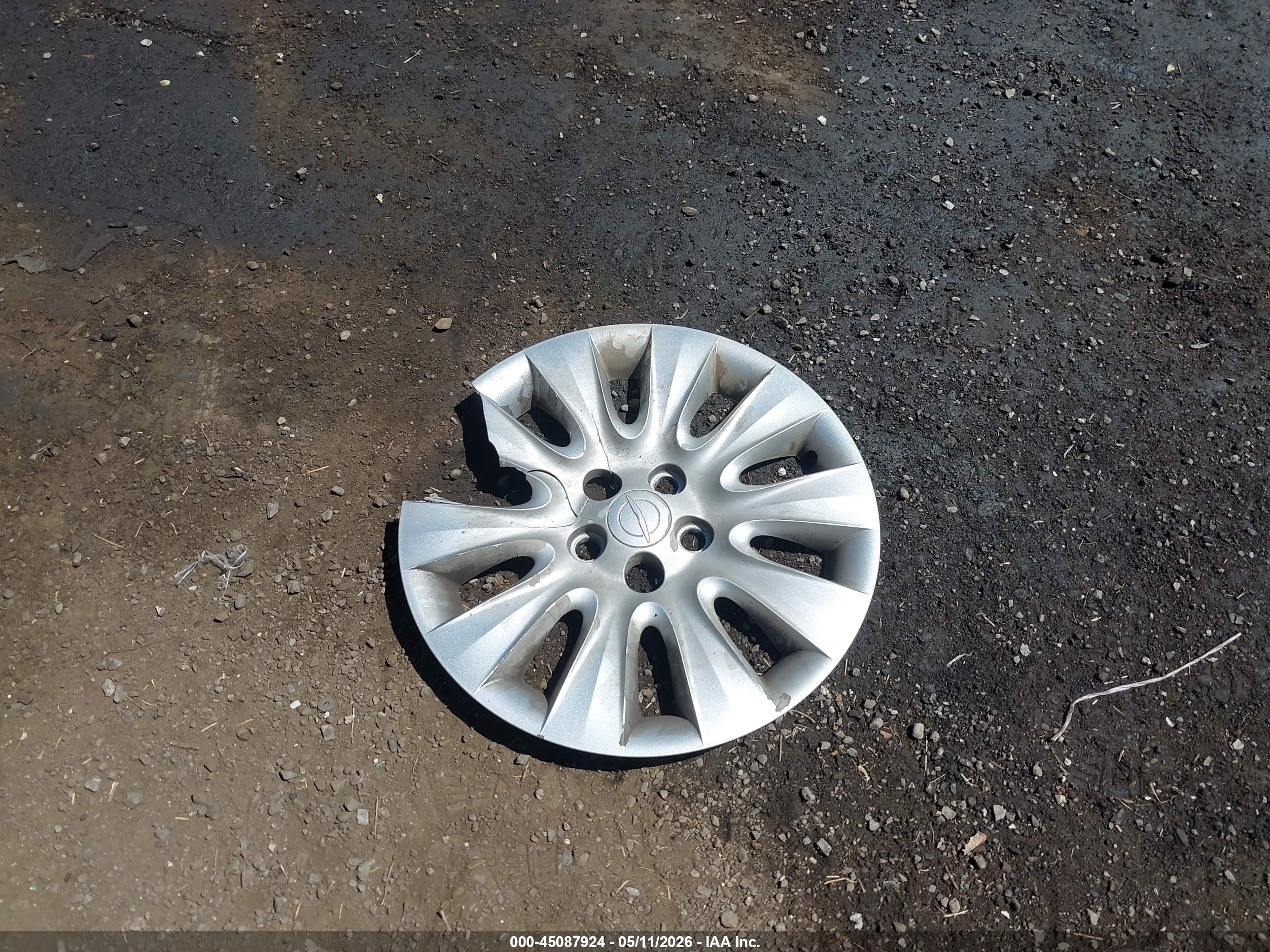 2012 Chrysler 200 Lx Silver vin: 1C3CCBAG7CN246258