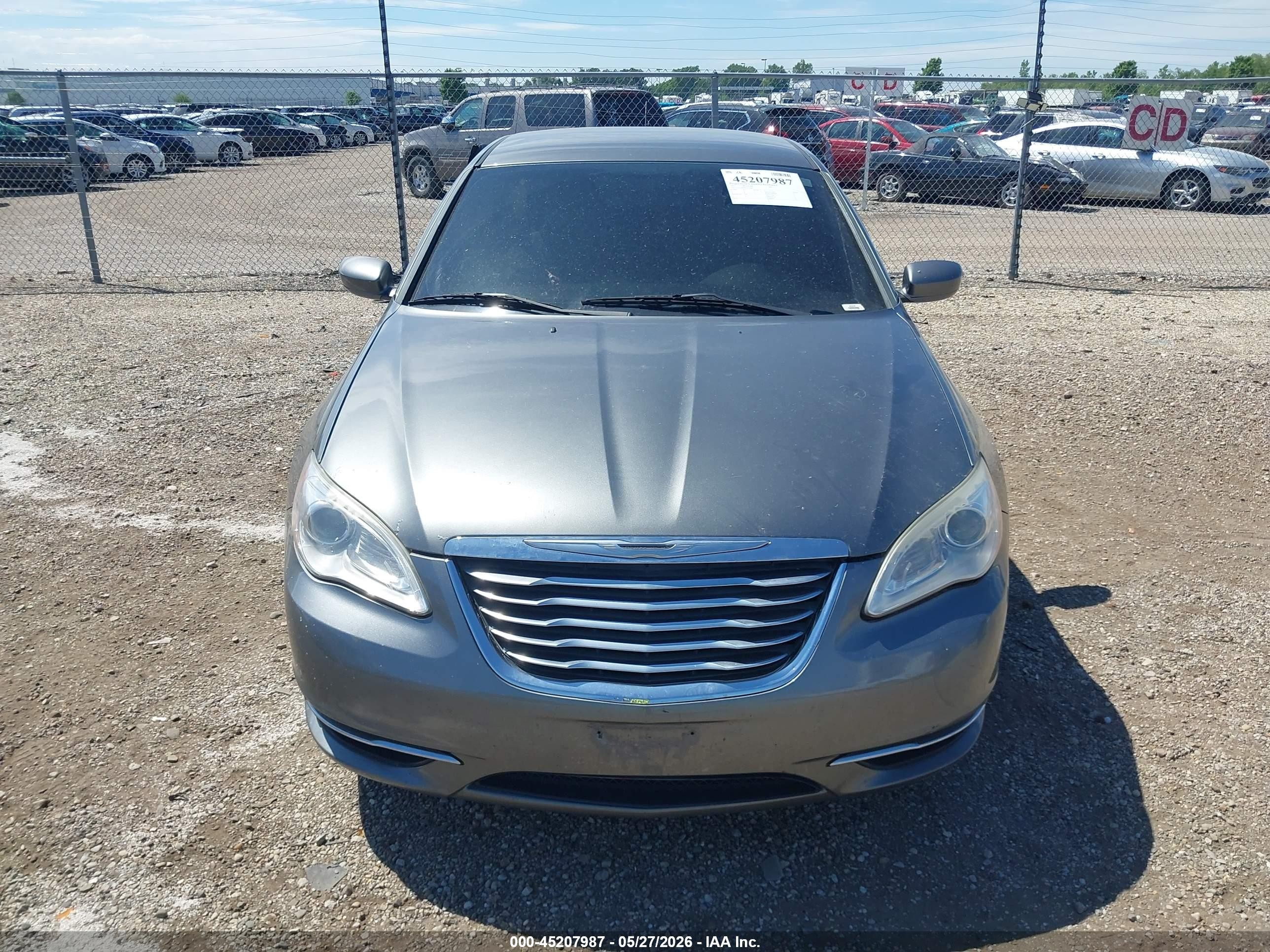 2012 Chrysler 200 Touring Серый vin: 1C3CCBBB0CN172880