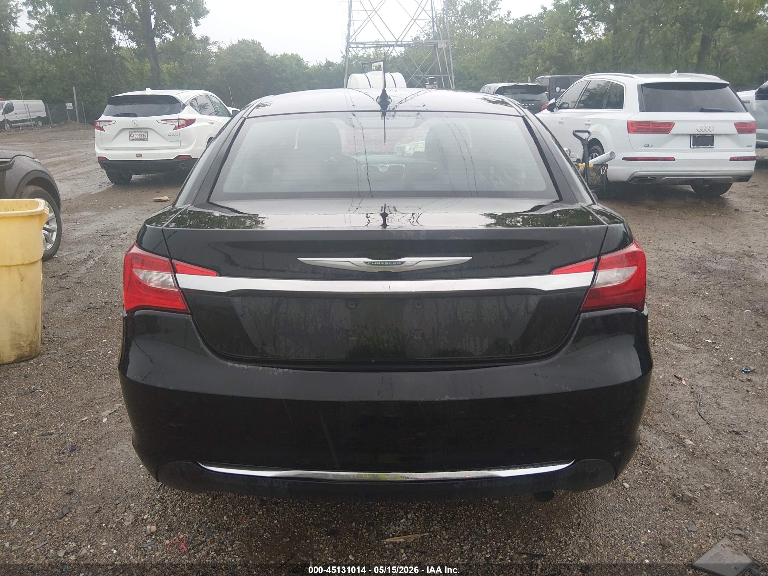 2013 Chrysler 200 Touring Черный vin: 1C3CCBBB0DN570558