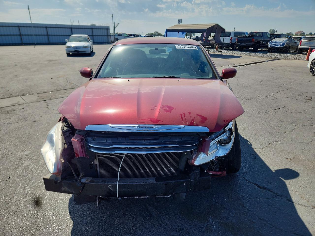 2013 Chrysler 200 Touring Red vin: 1C3CCBBB0DN636235