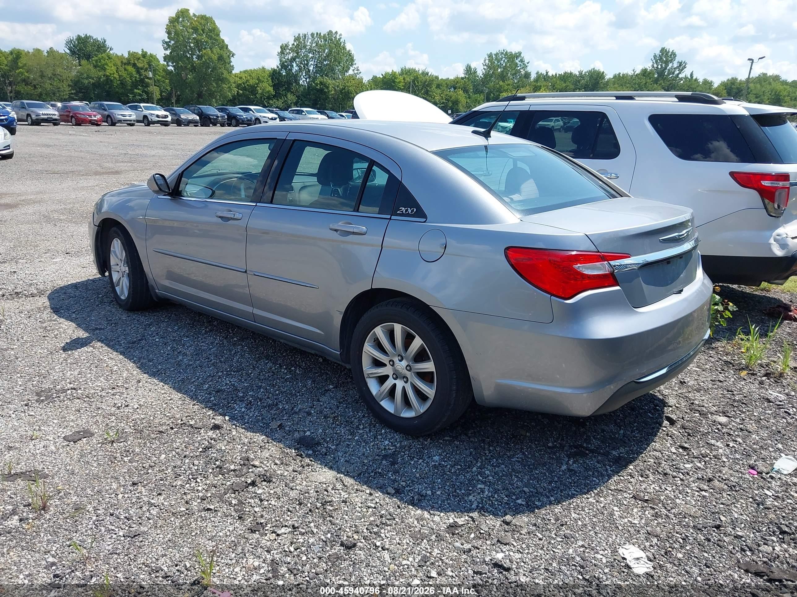 2013 Chrysler 200 Touring Silver vin: 1C3CCBBB0DN721740