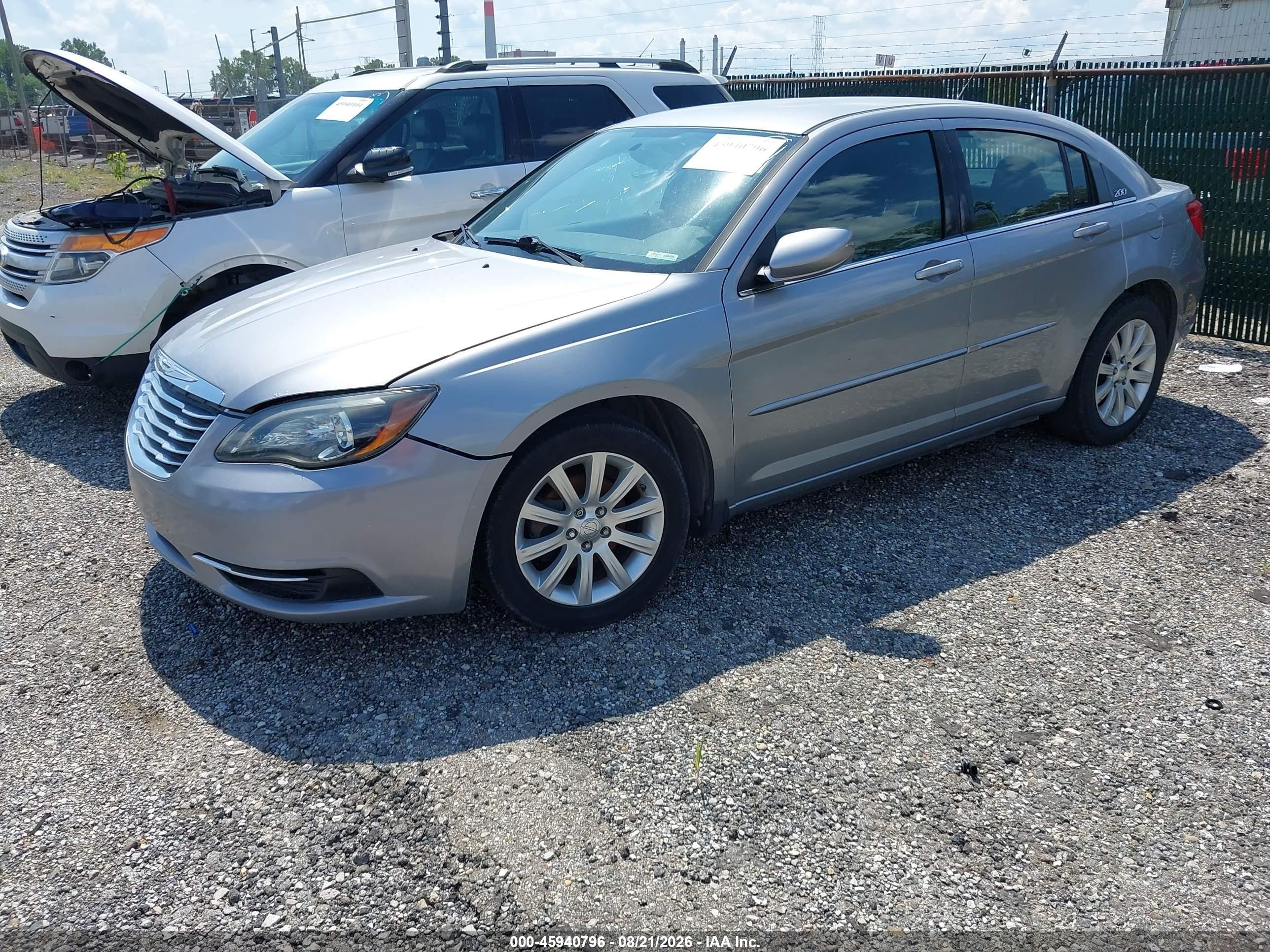 2013 Chrysler 200 Touring Silver vin: 1C3CCBBB0DN721740