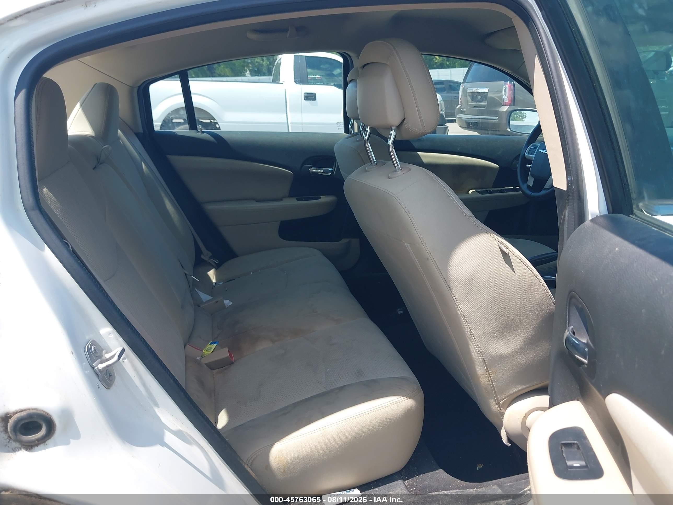 2014 Chrysler 200 Touring White vin: 1C3CCBBB0EN192419