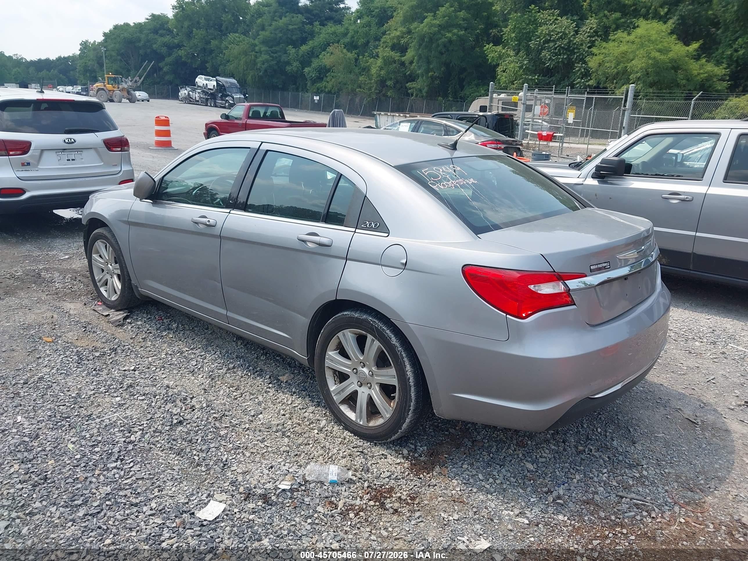 2014 Chrysler 200 Touring Silver vin: 1C3CCBBB0EN198110