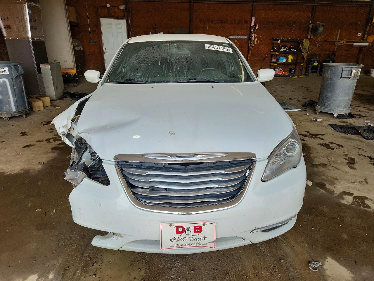 2013 Chrysler 200 Touring White vin: 1C3CCBBB1DN579835